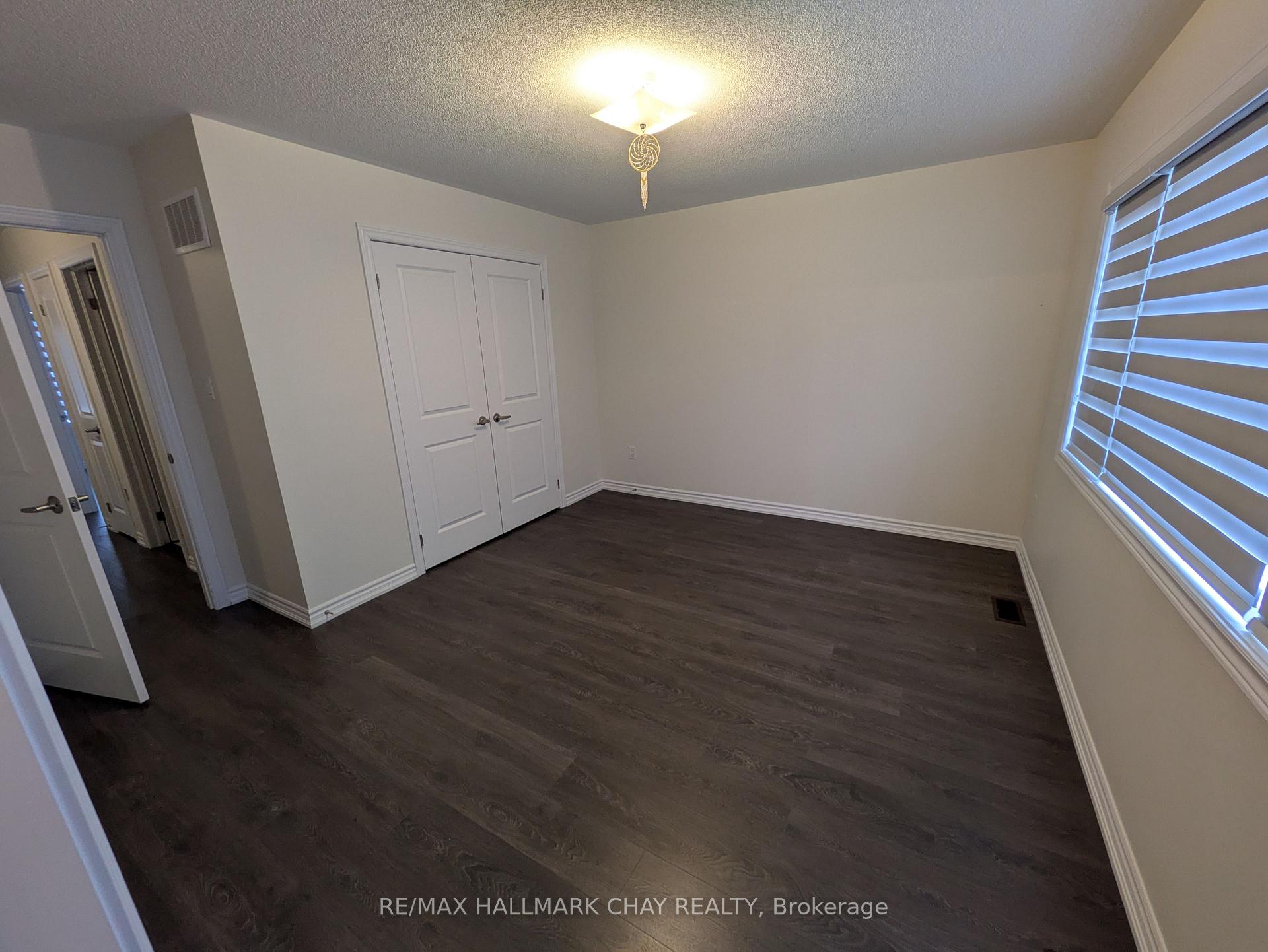 Photo 13 of 71 Valleybrook Road, Barrie, Rural Barrie Southeast — HOMEH