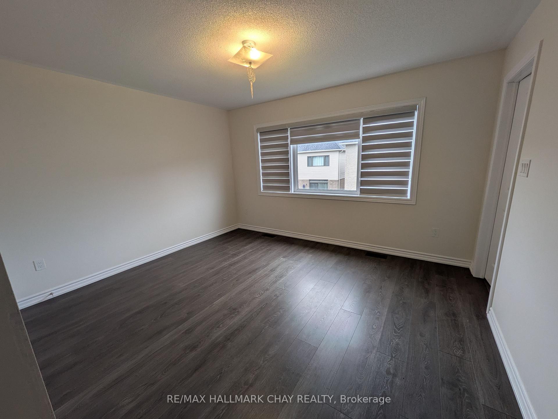Photo 15 of 71 Valleybrook Road, Barrie, Rural Barrie Southeast — HOMEH