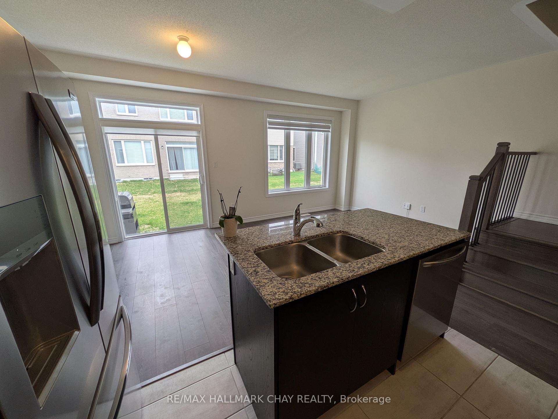 Photo 18 of 71 Valleybrook Road, Barrie, Rural Barrie Southeast — HOMEH