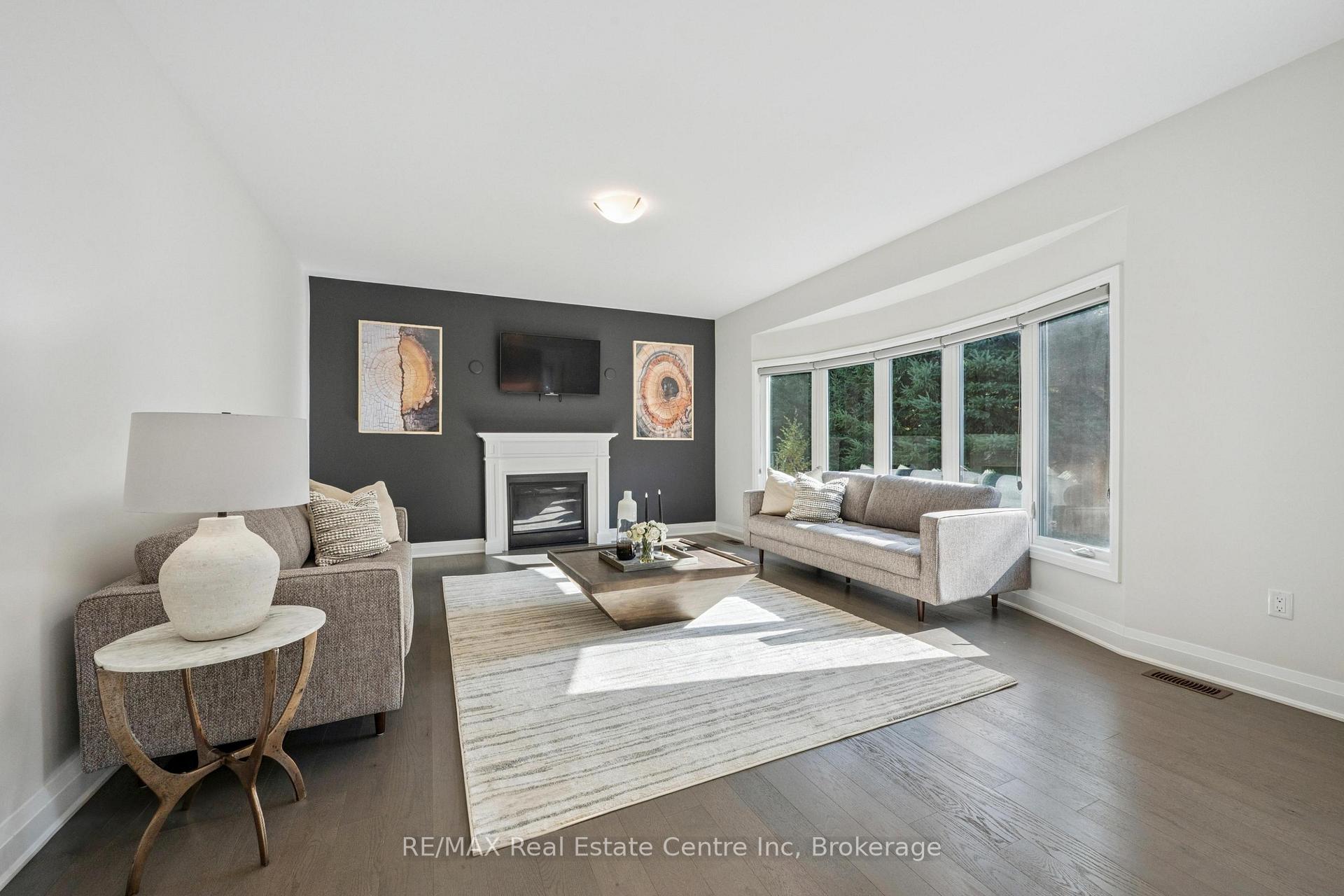 Photo 9 of 31 Emeny Lane, Guelph, Kortright East — HOMEH
