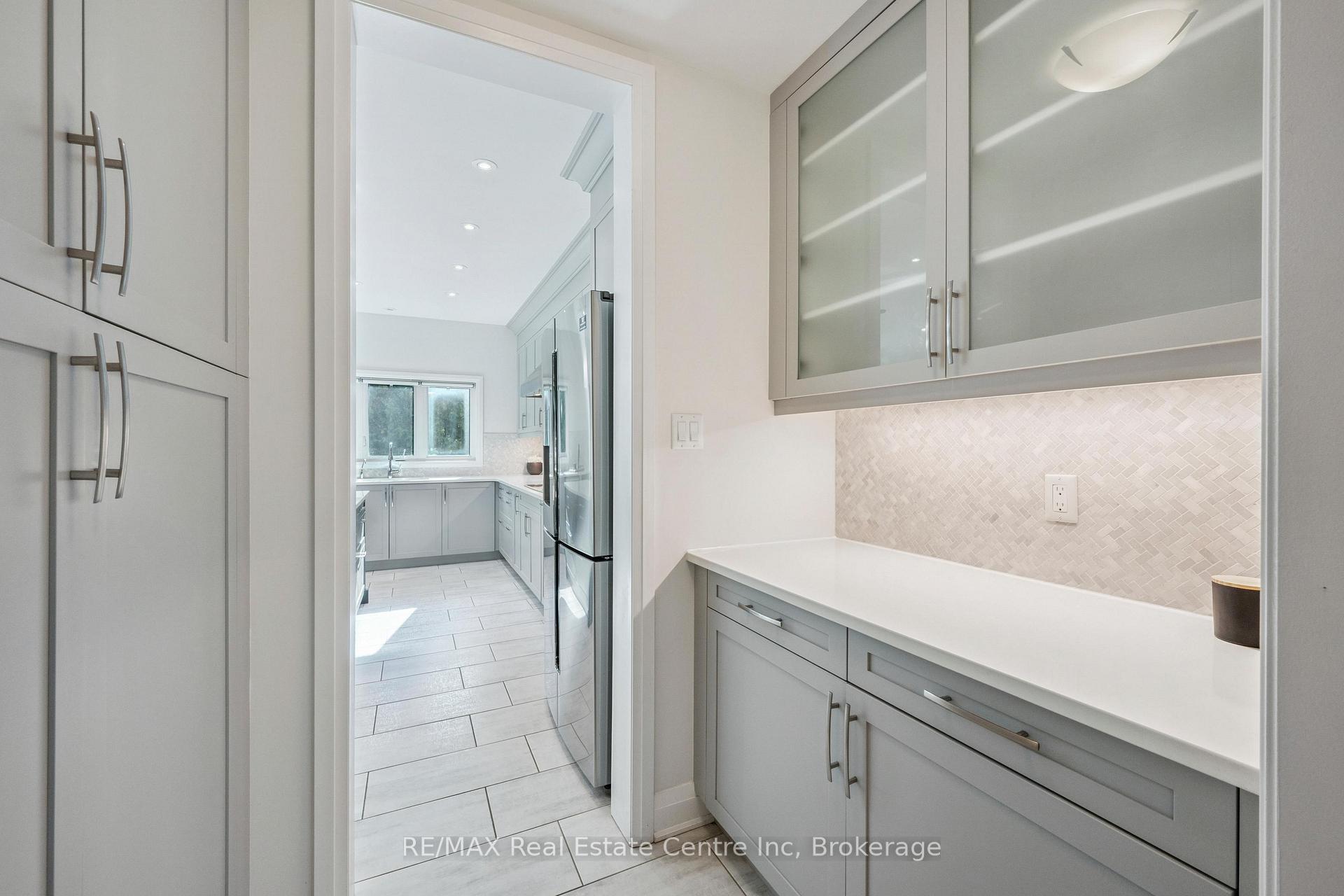 Photo 11 of 31 Emeny Lane, Guelph, Kortright East — HOMEH