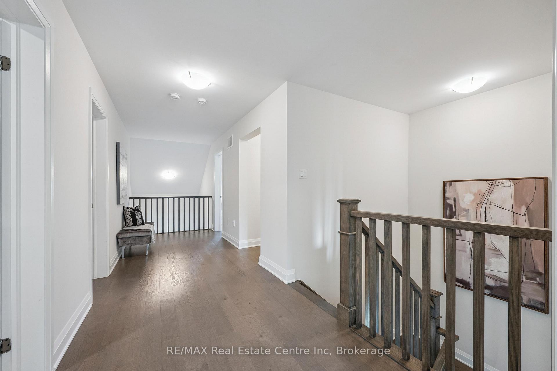 Photo 17 of 31 Emeny Lane, Guelph, Kortright East — HOMEH