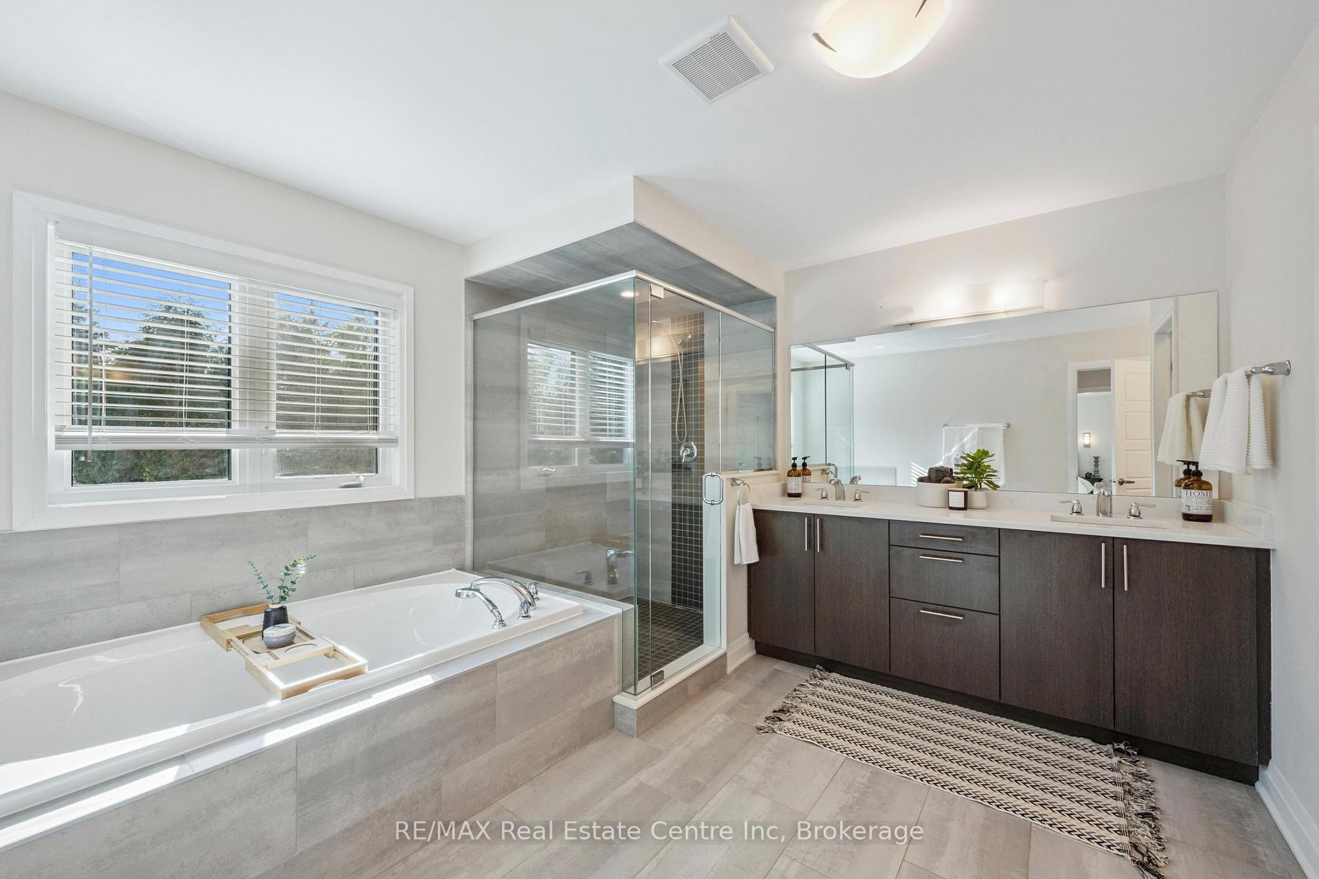 Photo 20 of 31 Emeny Lane, Guelph, Kortright East — HOMEH