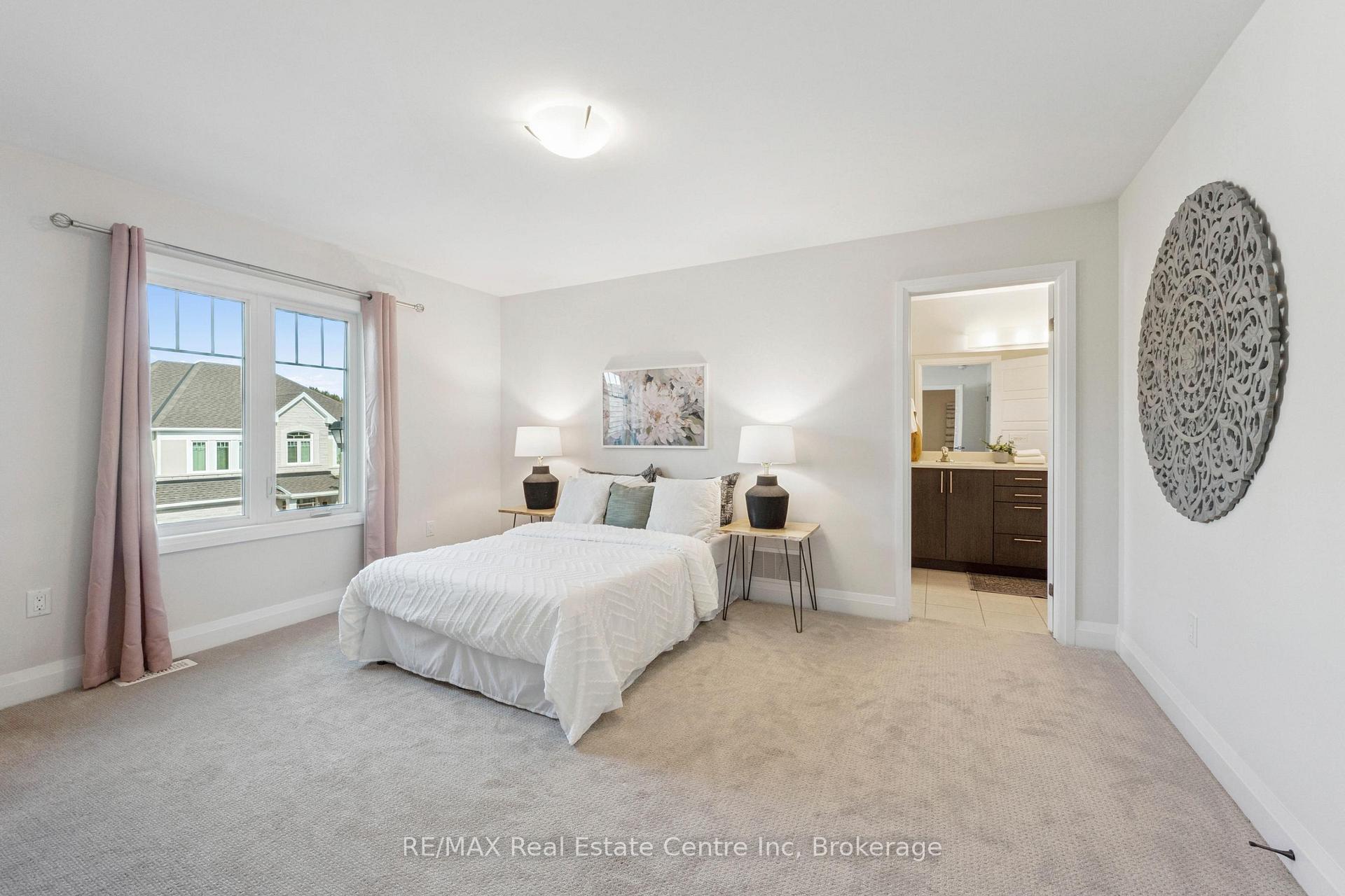 Photo 25 of 31 Emeny Lane, Guelph, Kortright East — HOMEH