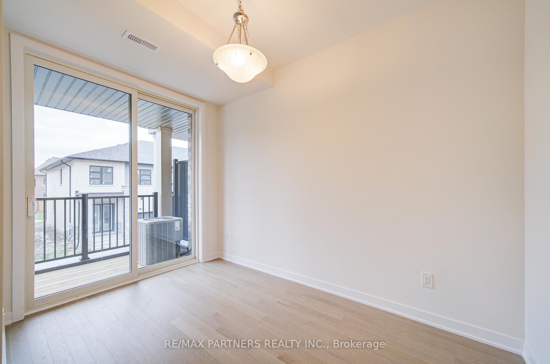 Photo 17 of 23 John Canning Way, Markham, Unionville — HOMEH