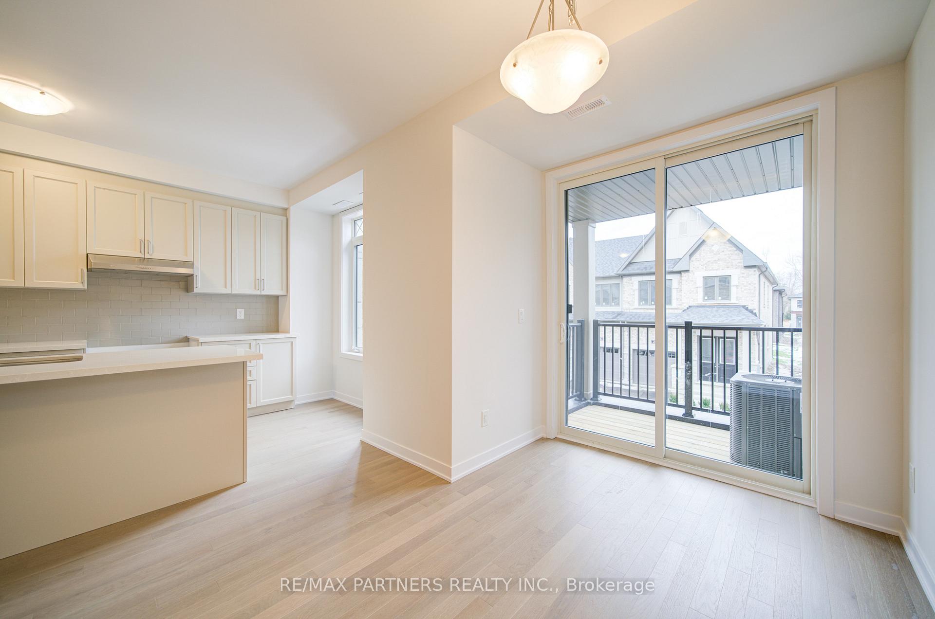 Photo 12 of 23 John Canning Way, Markham, Unionville — HOMEH