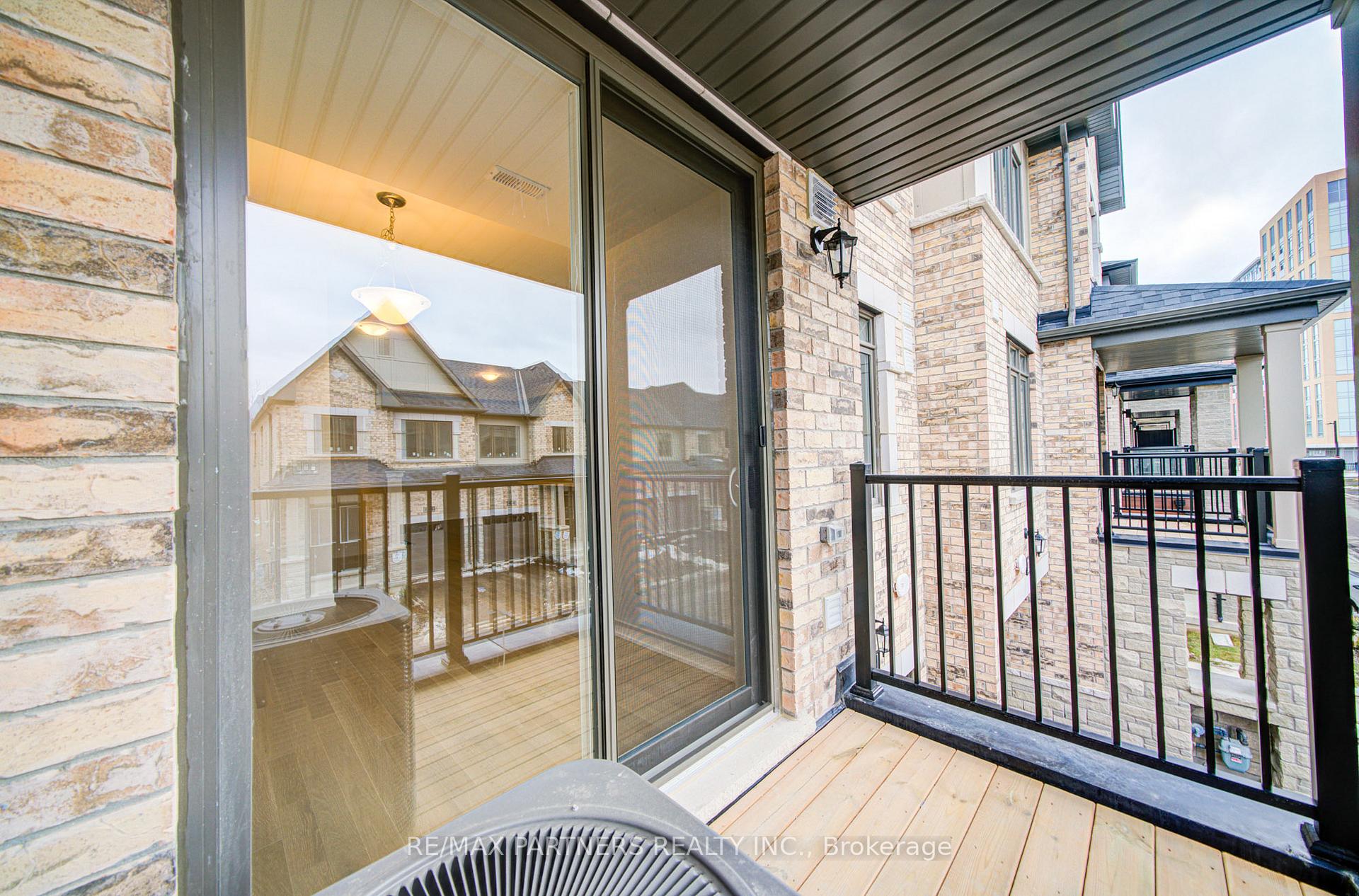 Photo 16 of 23 John Canning Way, Markham, Unionville — HOMEH