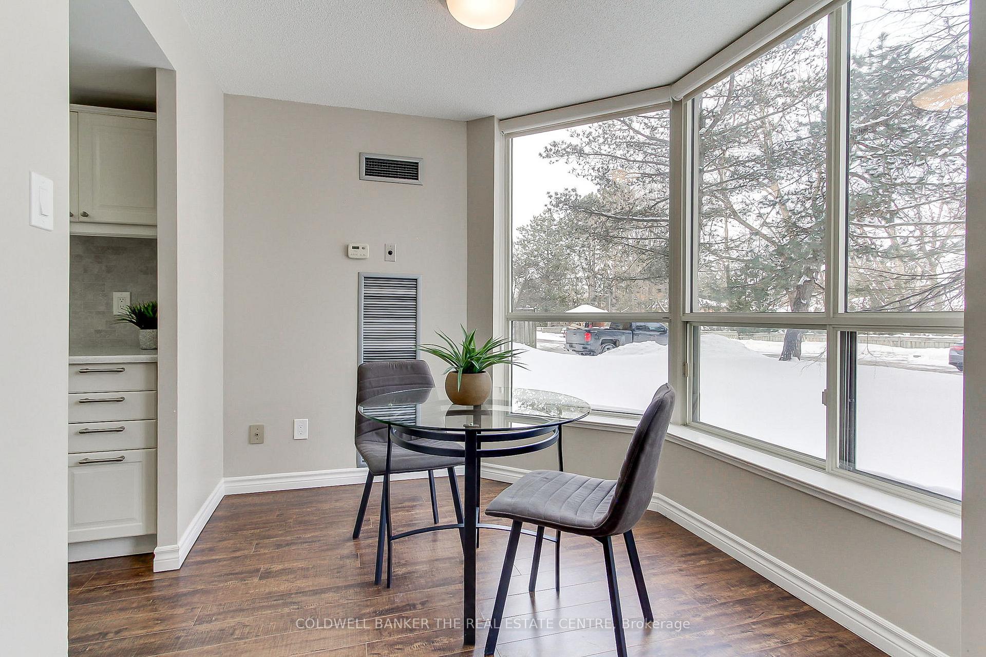 Photo 11 of Unit 115, 14924 Yonge Street, Aurora, Aurora Highlands — HOMEH