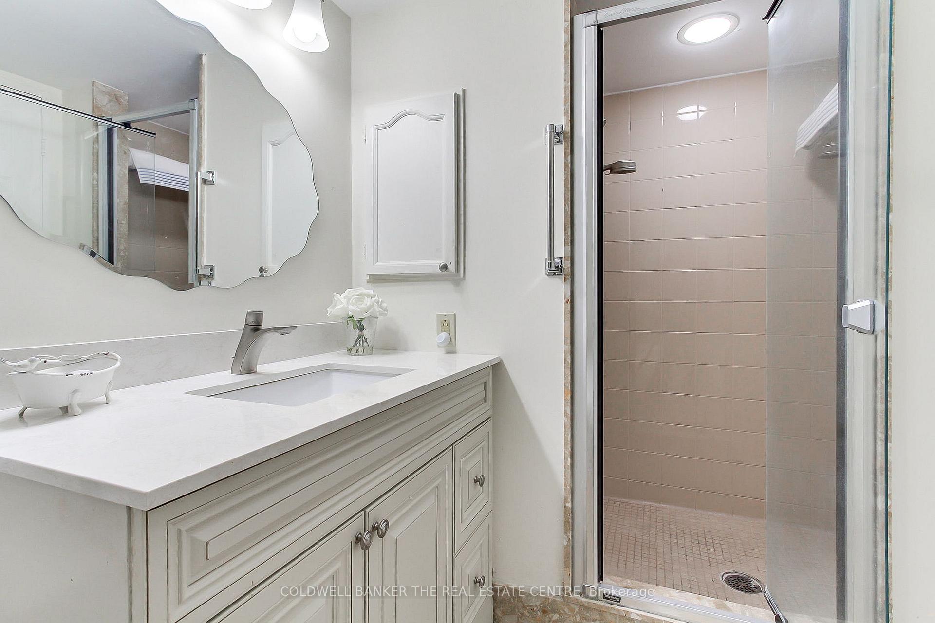 Photo 25 of Unit 115, 14924 Yonge Street, Aurora, Aurora Highlands — HOMEH