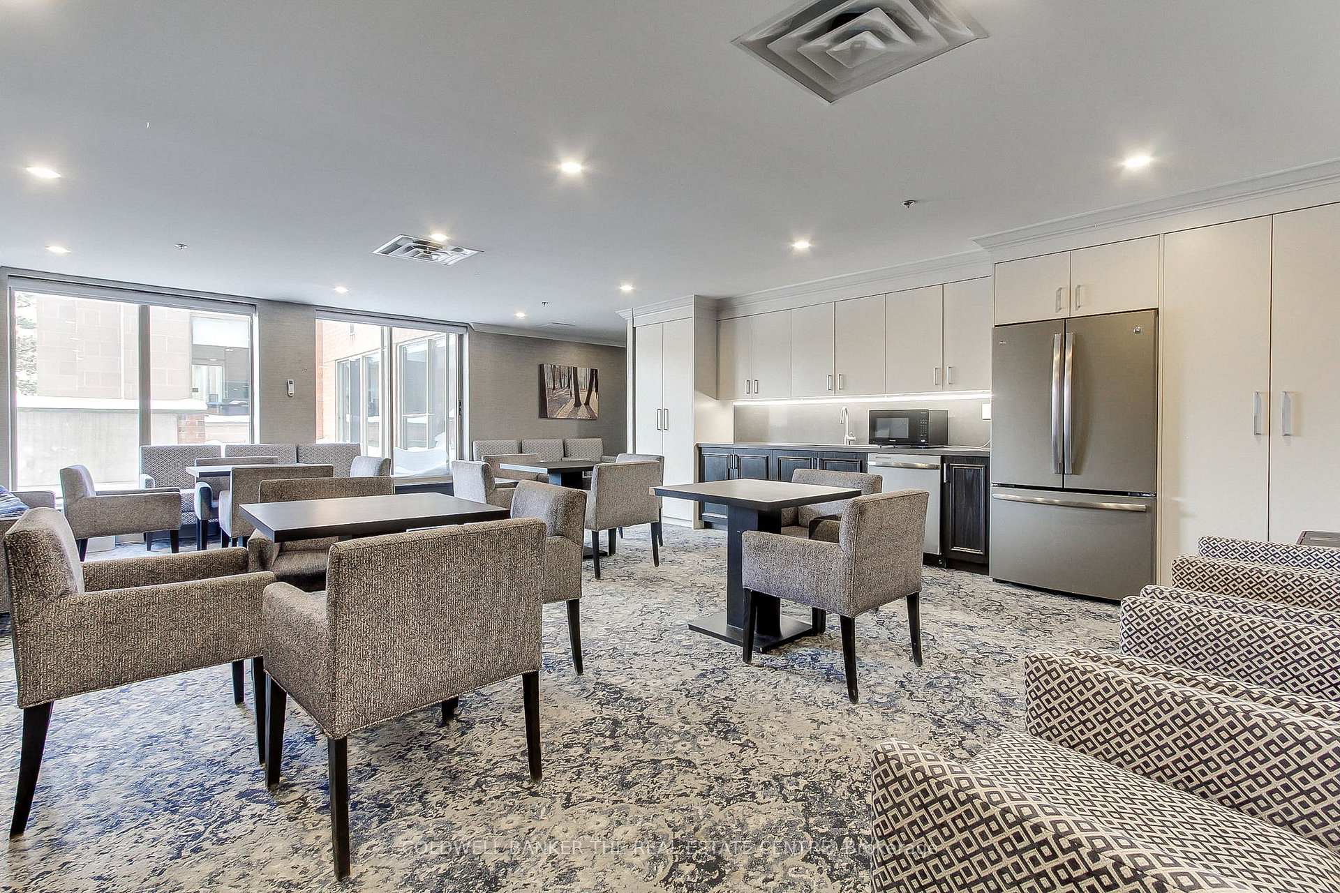 Photo 17 of Unit 115, 14924 Yonge Street, Aurora, Aurora Highlands — HOMEH