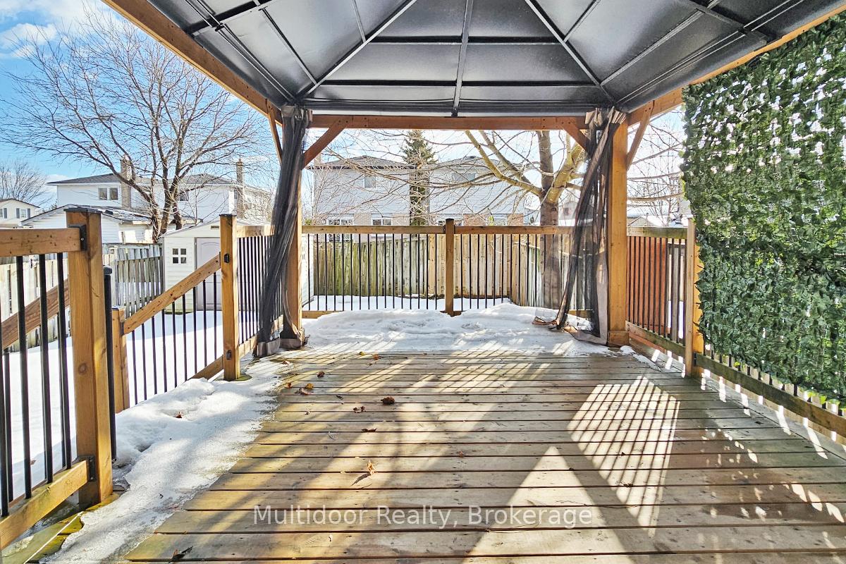 Photo 10 of 12 Hill Street, Halton Hills, Acton — HOMEH