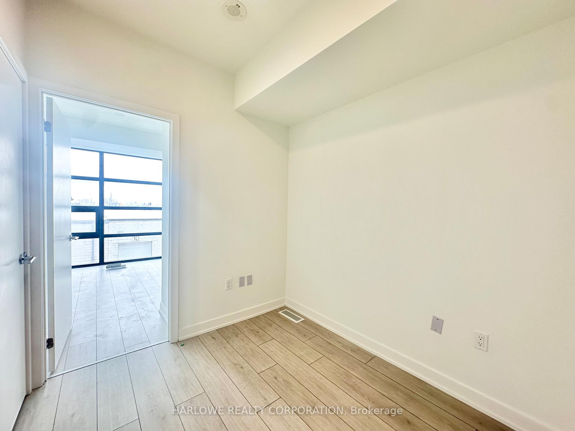 Photo 10 of Unit 152 D, 1614 Charles Street, Whitby, Port Whitby — HOMEH