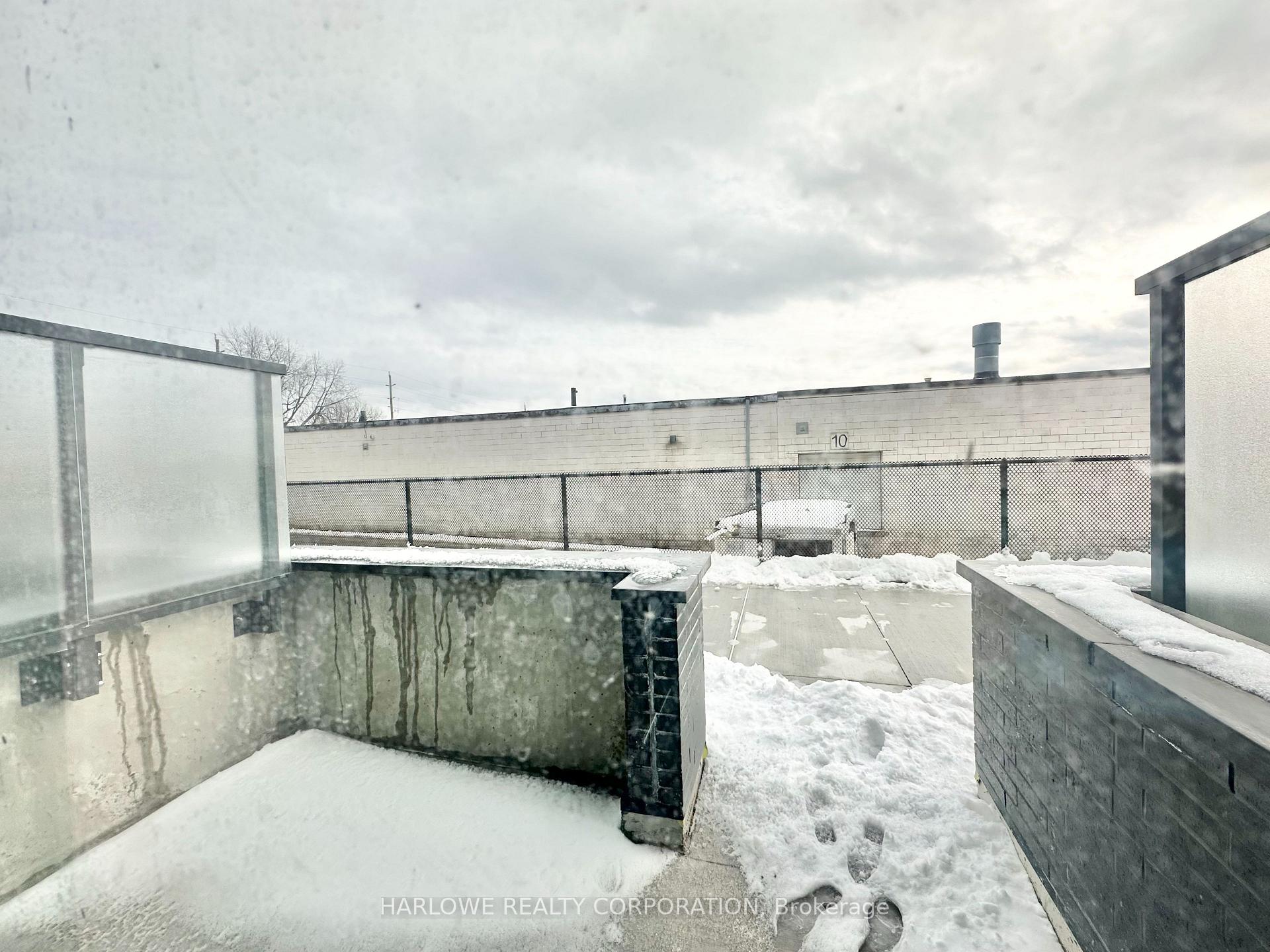 Photo 16 of Unit 152 D, 1614 Charles Street, Whitby, Port Whitby — HOMEH