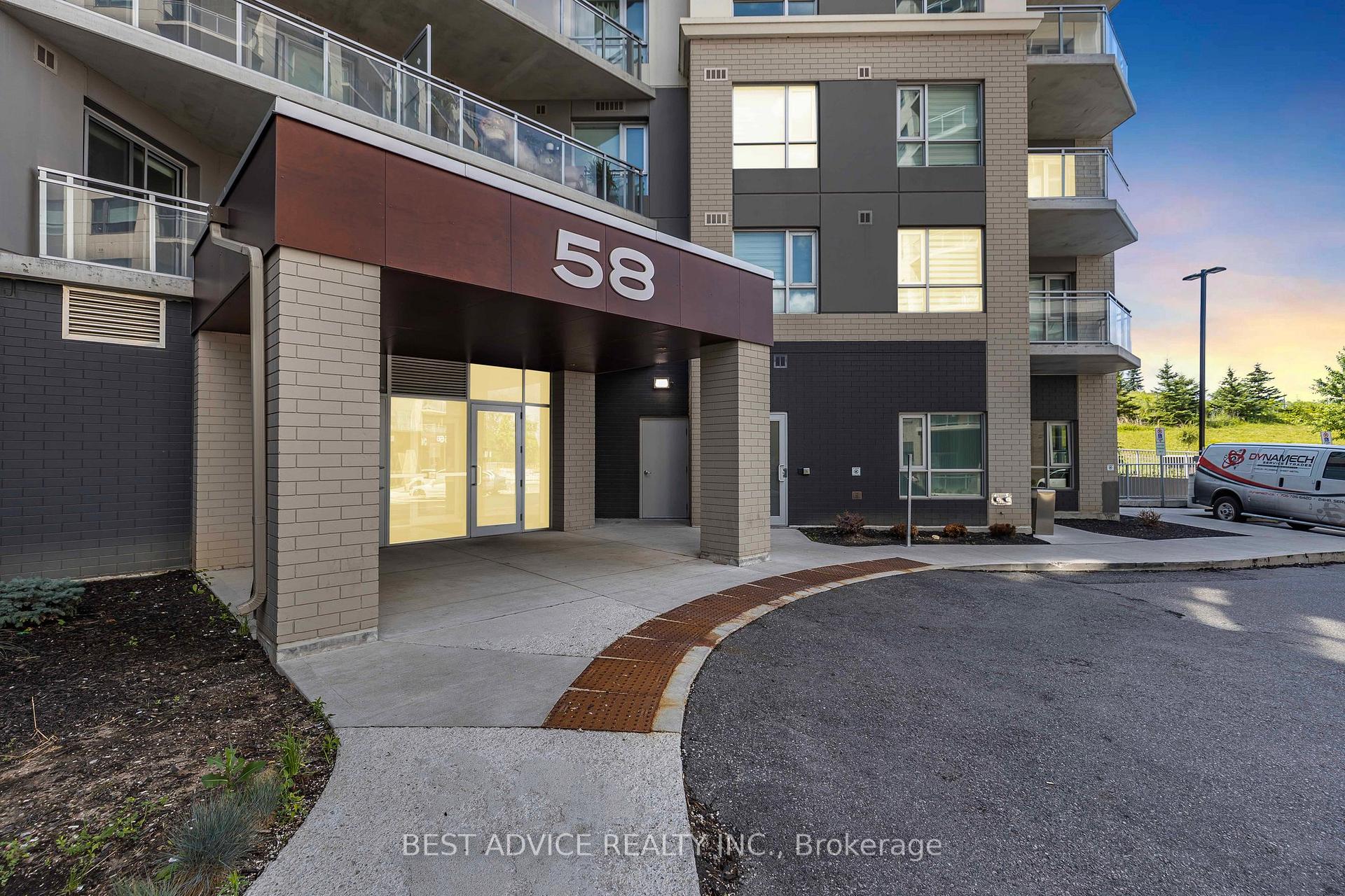 Front of Unit 605, 58 Lakeside Terrace