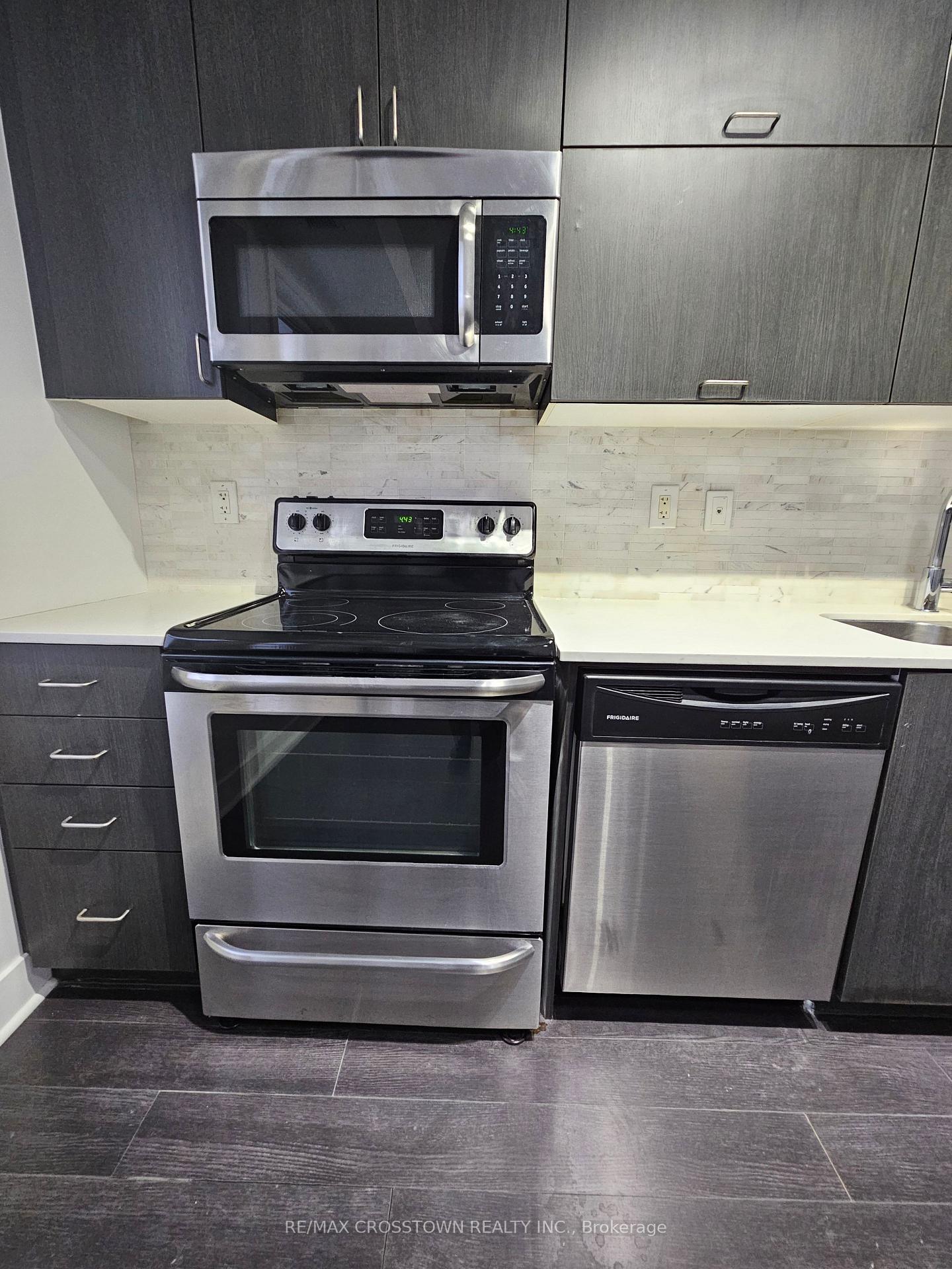 Photo 6 of Unit Ph14, 28 Prince Regent Street, Markham, Cathedraltown — HOMEH