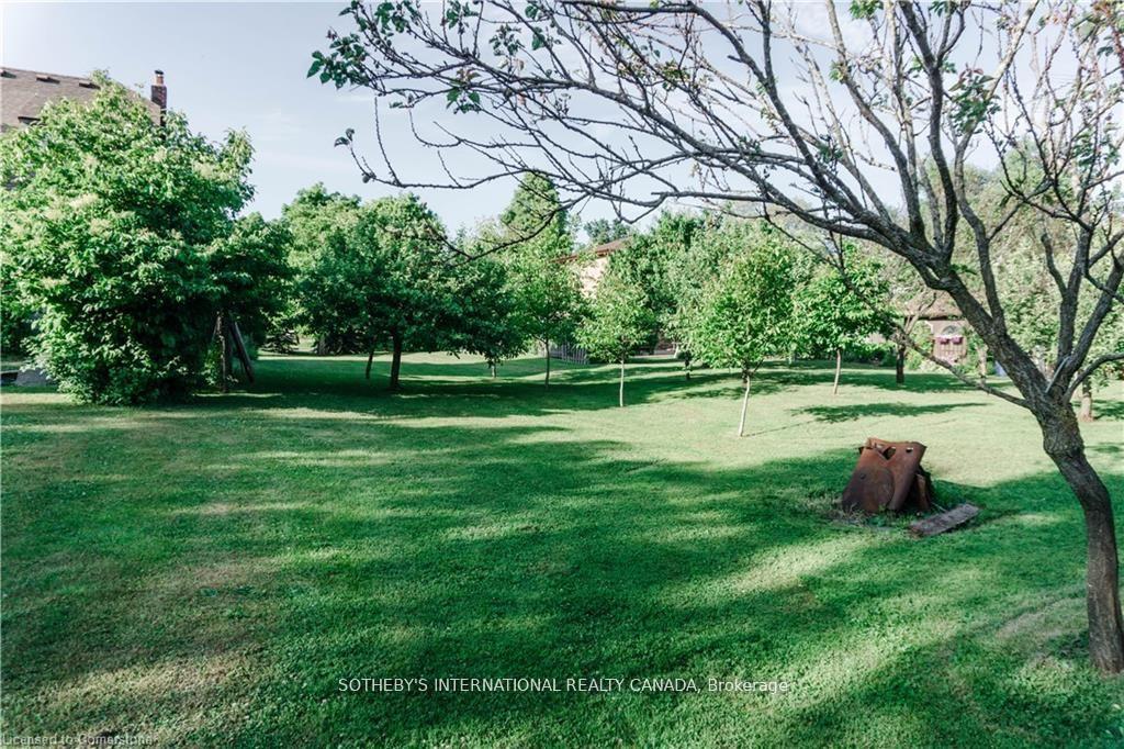 Photo 7 of 360 King Street E, Hamilton, Stoney Creek — HOMEH