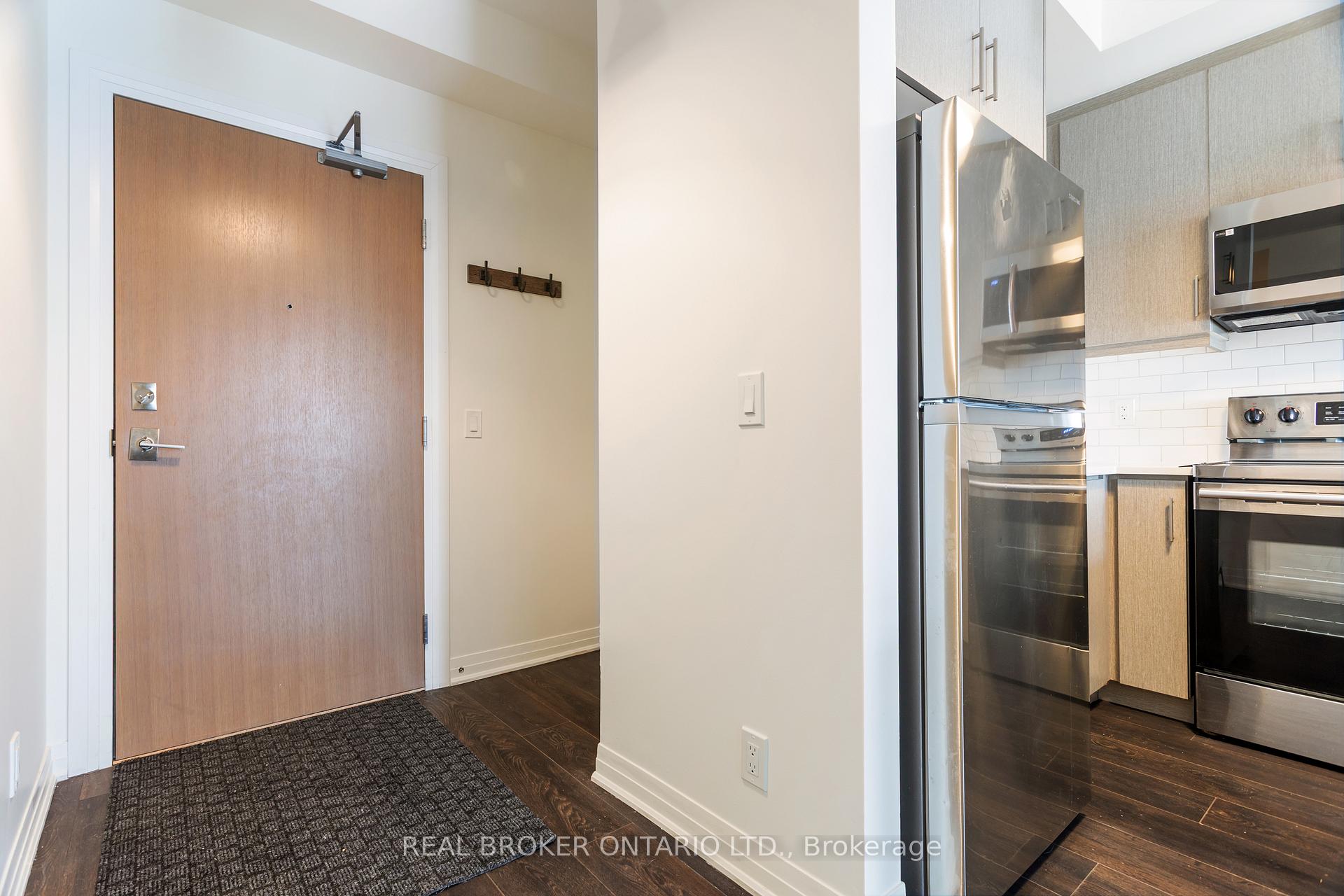 Photo 6 of Unit 401, 1105 Leger Way, Milton, Ford — HOMEH