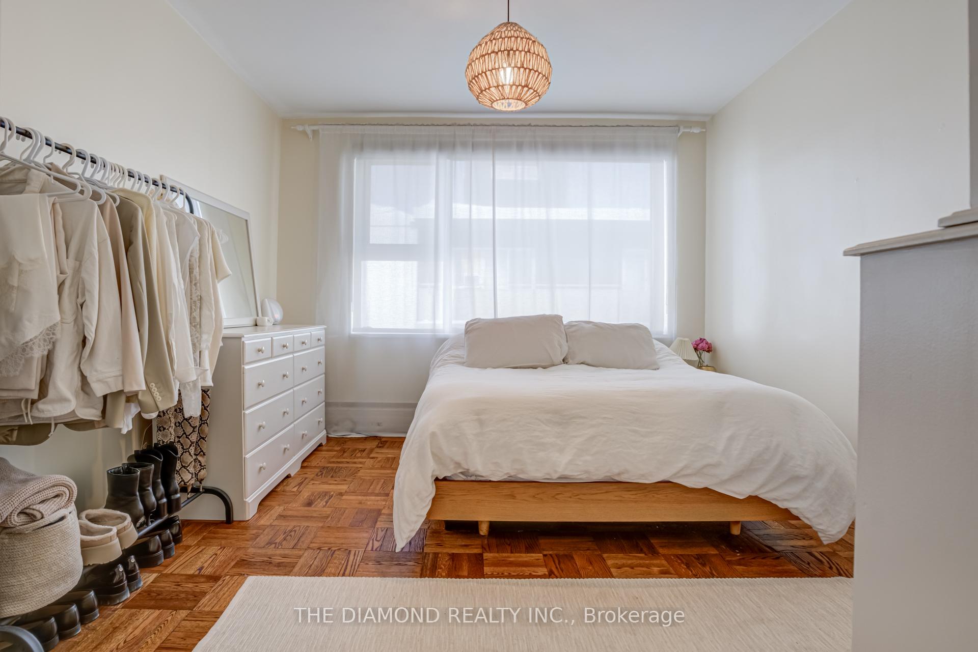Photo 20 of Unit 401, 1901 Bayview Avenue, Toronto, Leaside — HOMEH