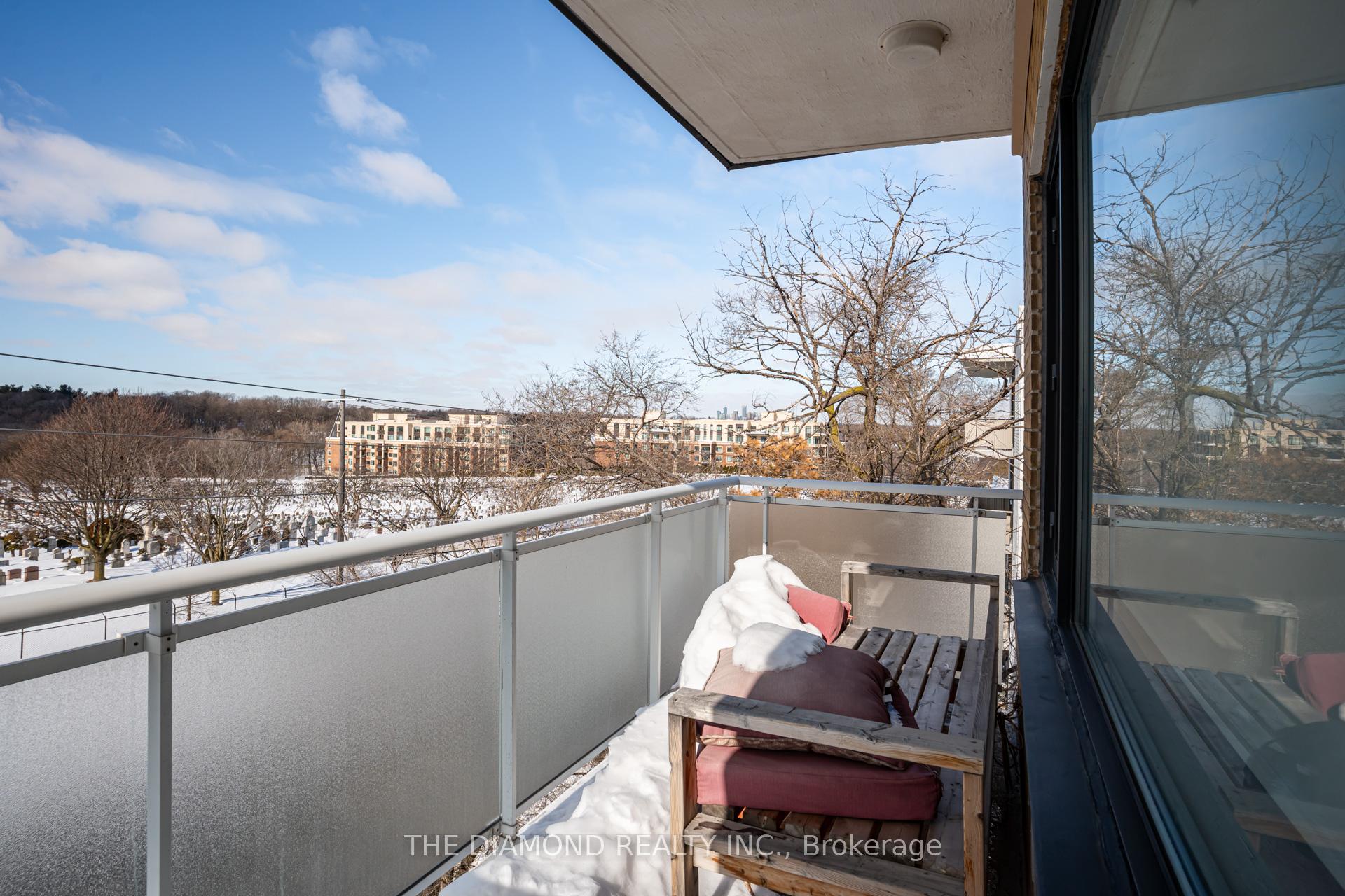 Photo 28 of Unit 401, 1901 Bayview Avenue, Toronto, Leaside — HOMEH