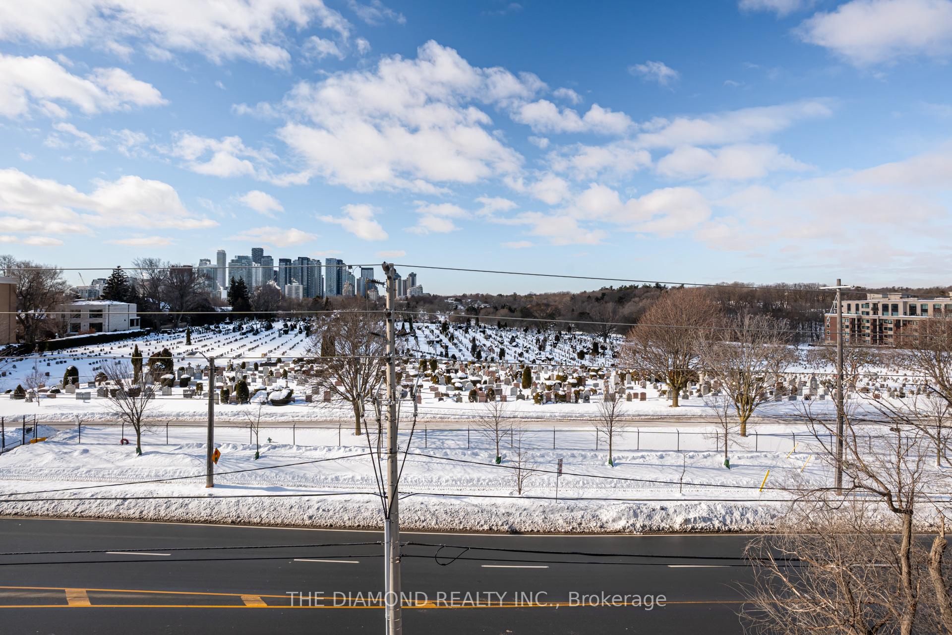 Photo 29 of Unit 401, 1901 Bayview Avenue, Toronto, Leaside — HOMEH