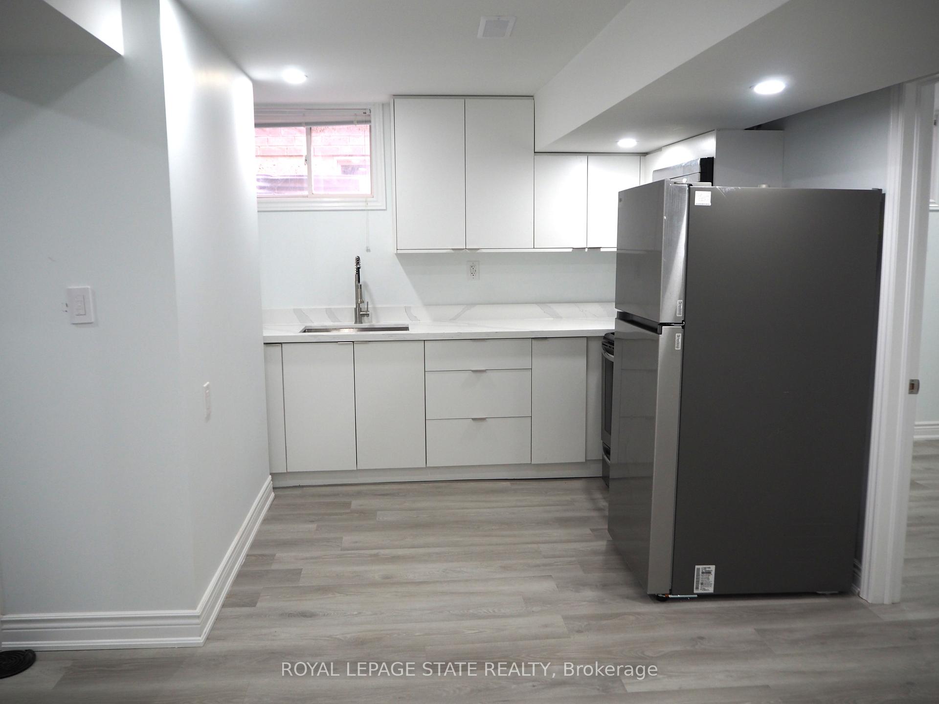 Photo 2 of Unit BSMT, 8 Knowles Street, Hamilton, Bartonville — HOMEH