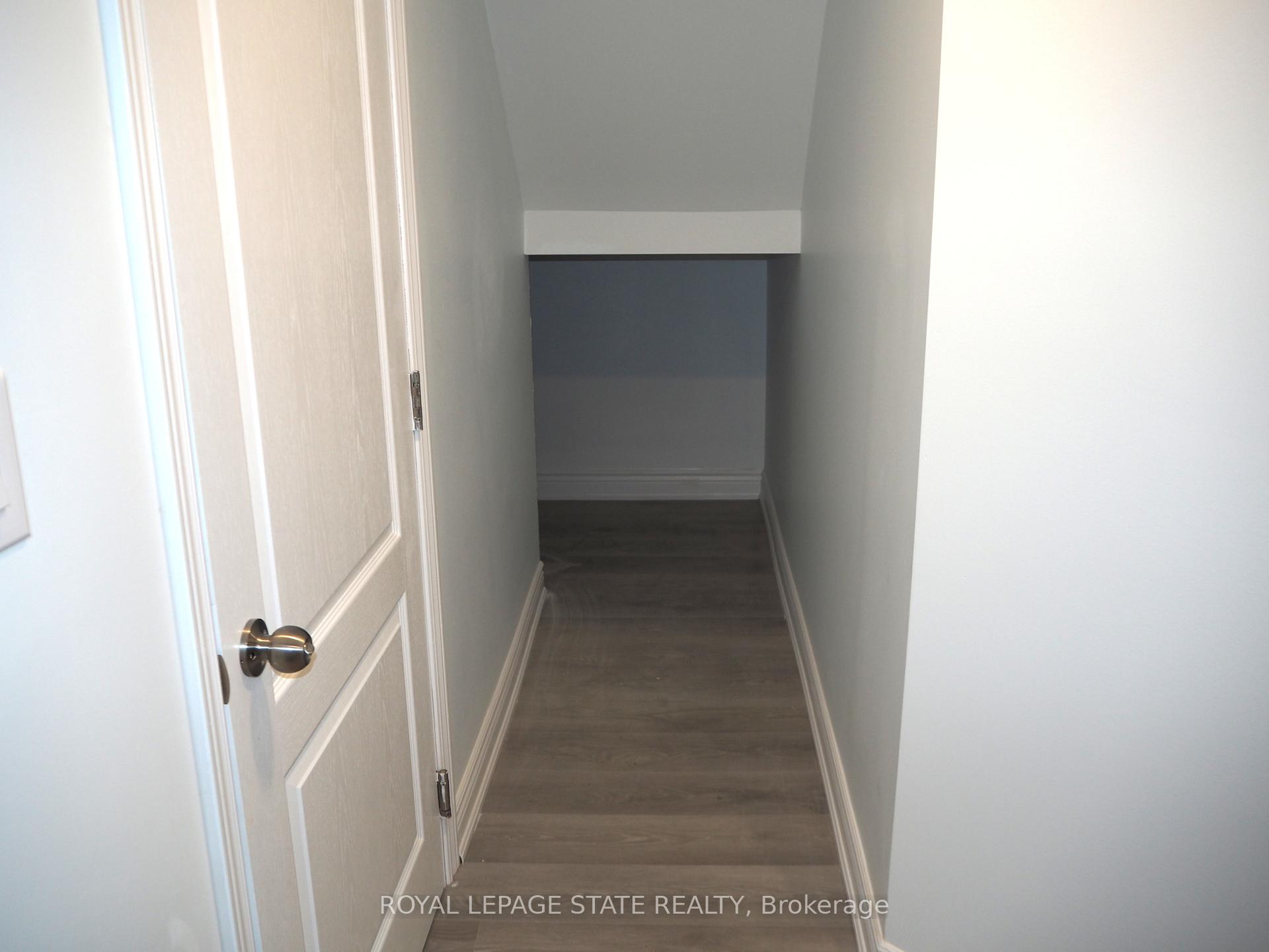 Photo 16 of Unit BSMT, 8 Knowles Street, Hamilton, Bartonville — HOMEH
