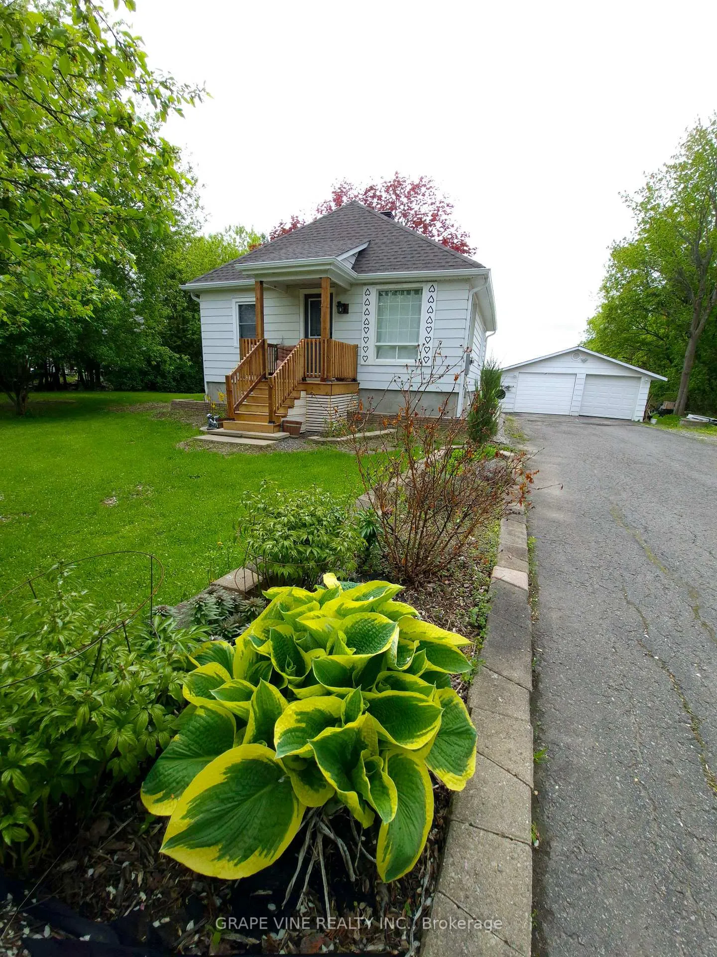 Photo 2 of 8942 Mitch Owens Road, Ottawa, Osgoode Twp North of Reg Rd 6 — HOMEH