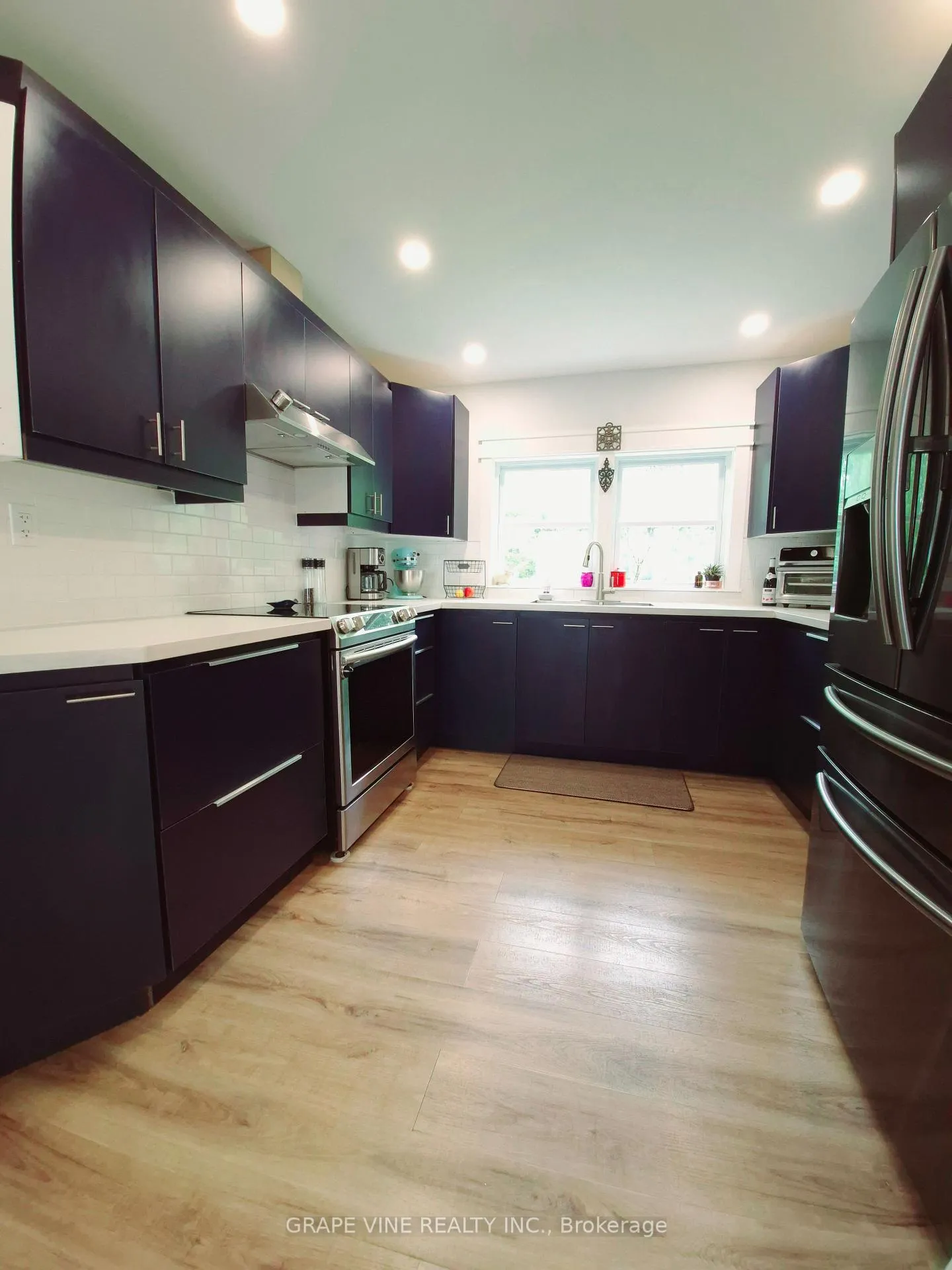 Photo 8 of 8942 Mitch Owens Road, Ottawa, Osgoode Twp North of Reg Rd 6 — HOMEH