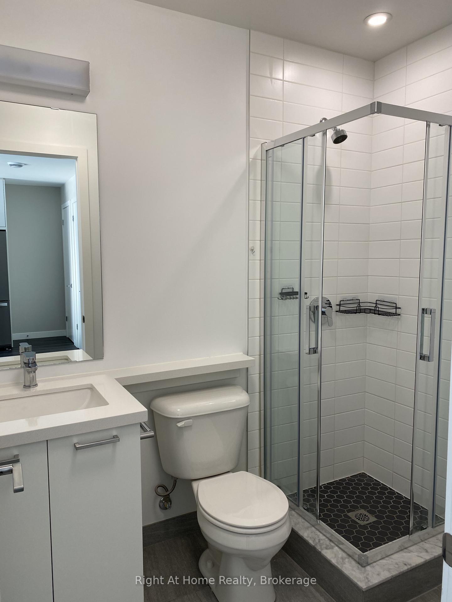 Photo 7 of Unit 606, 455 Charlton Avenue E, Hamilton, Stinson — HOMEH