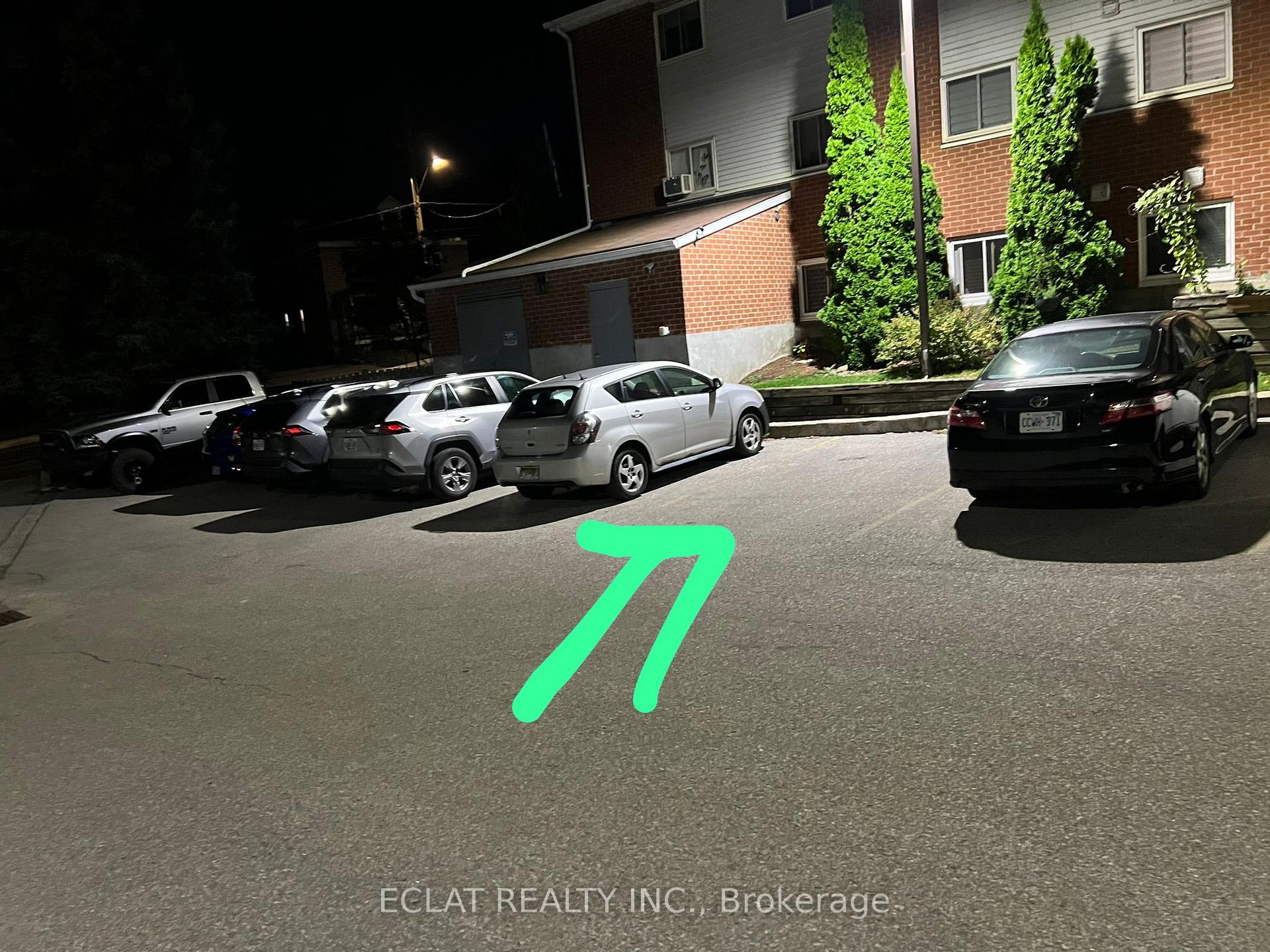 Photo 2 of Unit 304, 30 Bridge Street, Kitchener, Bridgeport — HOMEH