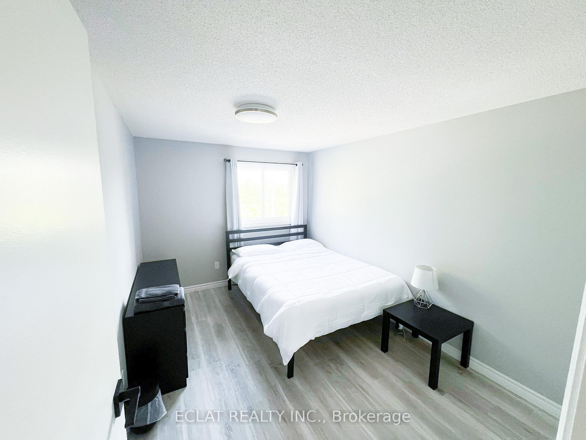 Photo 3 of Unit 304, 30 Bridge Street, Kitchener, Bridgeport — HOMEH