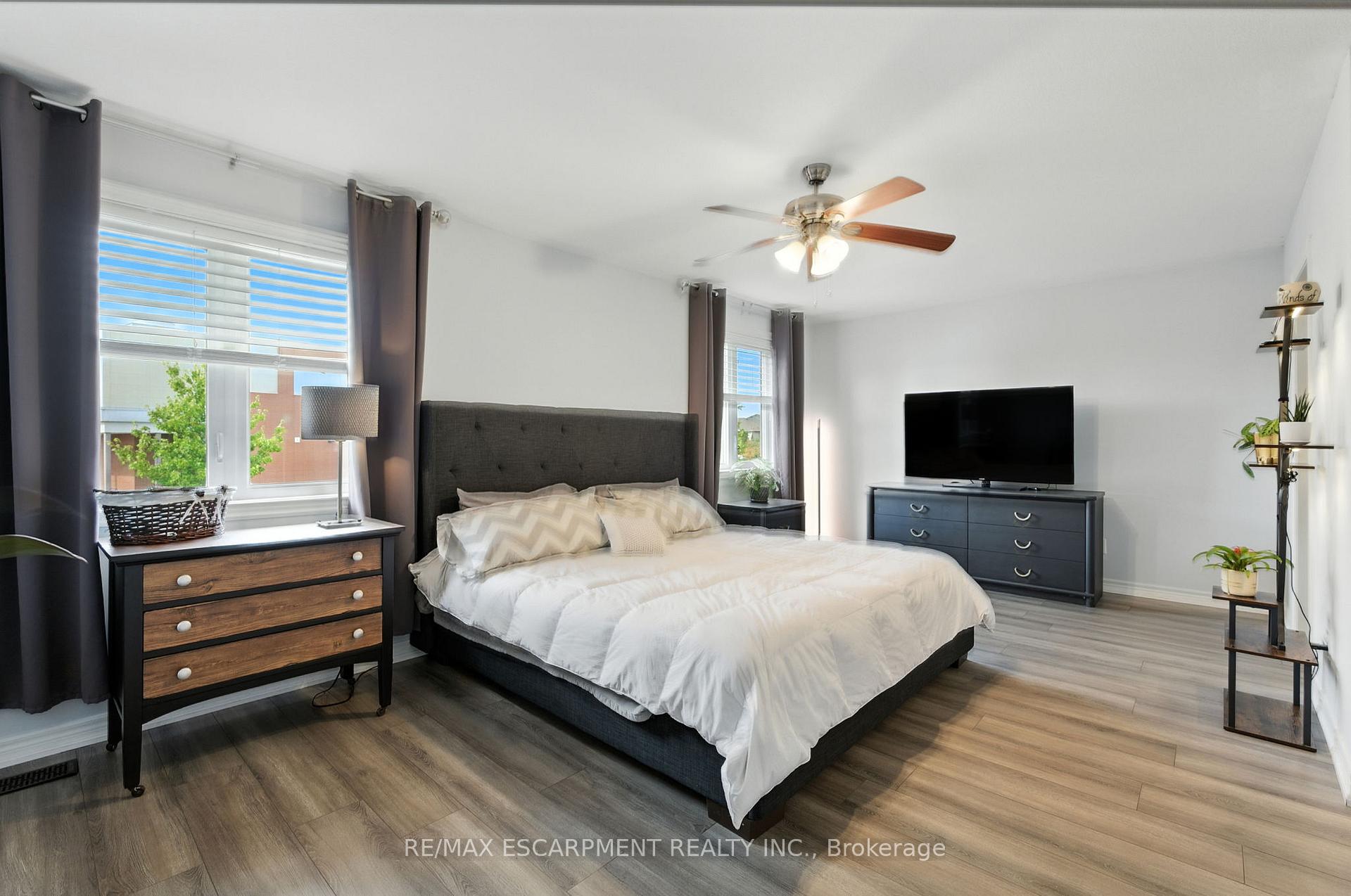 Photo 35 of 247 Fall Fair Way, Hamilton, Binbrook — HOMEH
