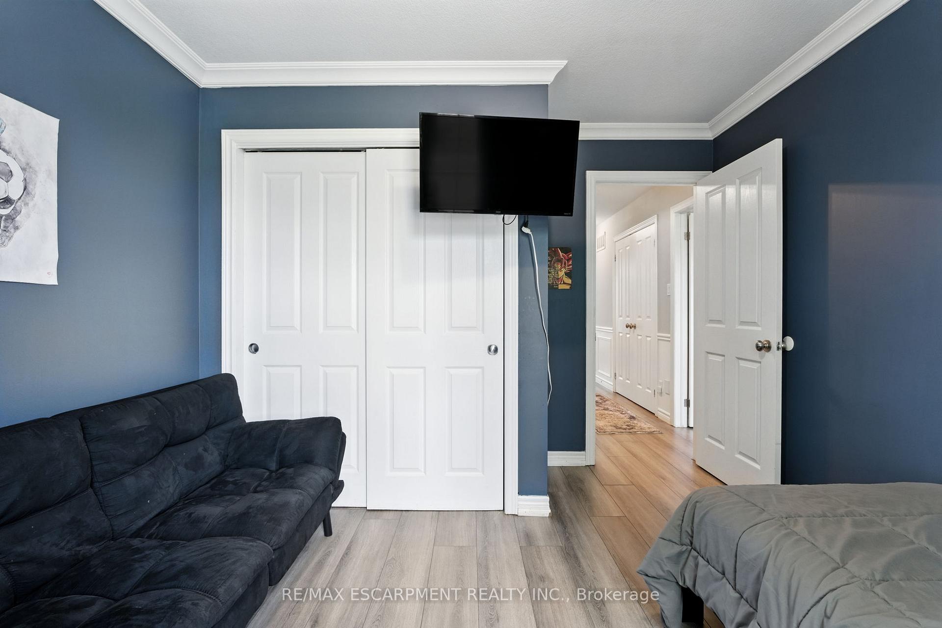 Photo 13 of 247 Fall Fair Way, Hamilton, Binbrook — HOMEH