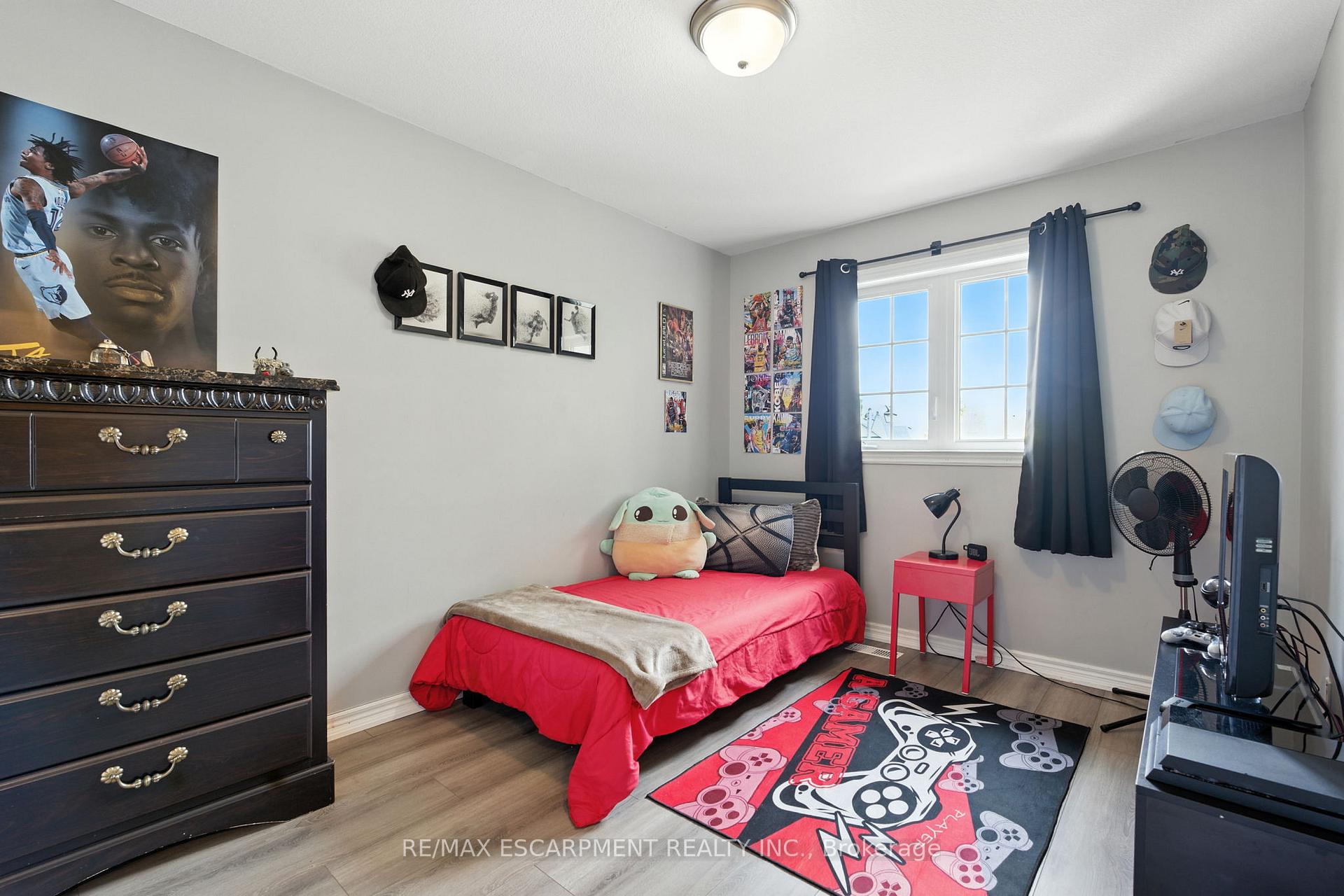 Photo 34 of 247 Fall Fair Way, Hamilton, Binbrook — HOMEH