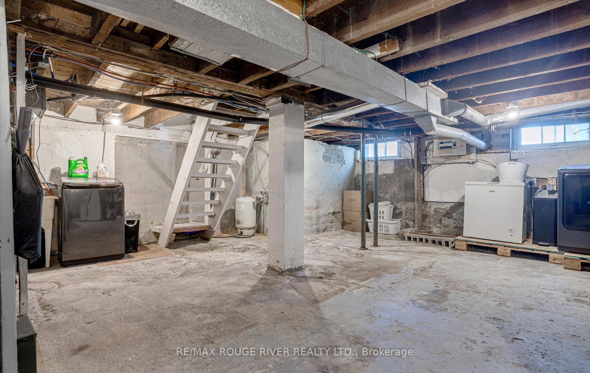 Photo 27 of 21 Peter Road, Belleville, Belleville Ward — HOMEH