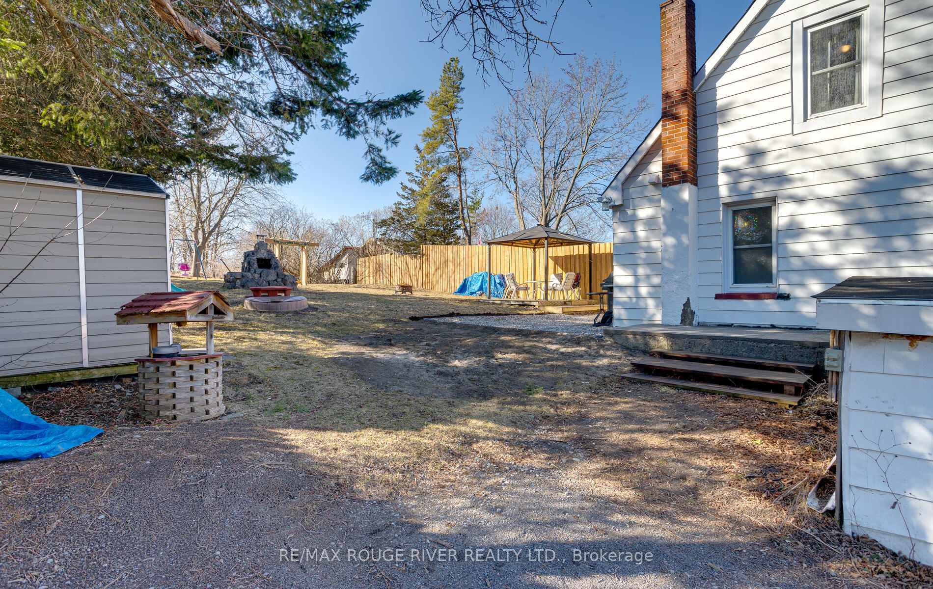 Photo 29 of 21 Peter Road, Belleville, Belleville Ward — HOMEH