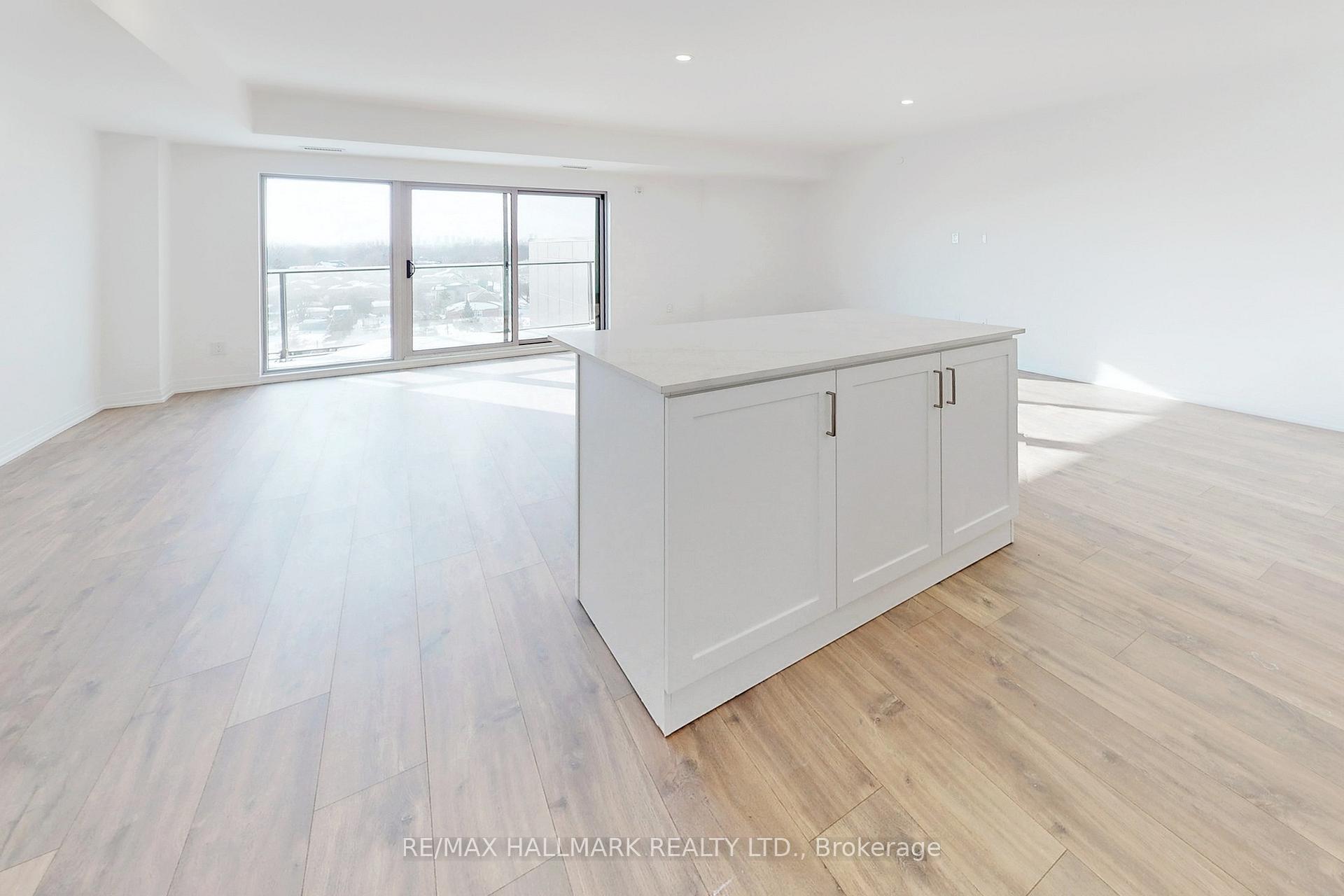 Photo 23 of Unit 608, 408 Brown's Line, Etobicoke, Alderwood — HOMEH