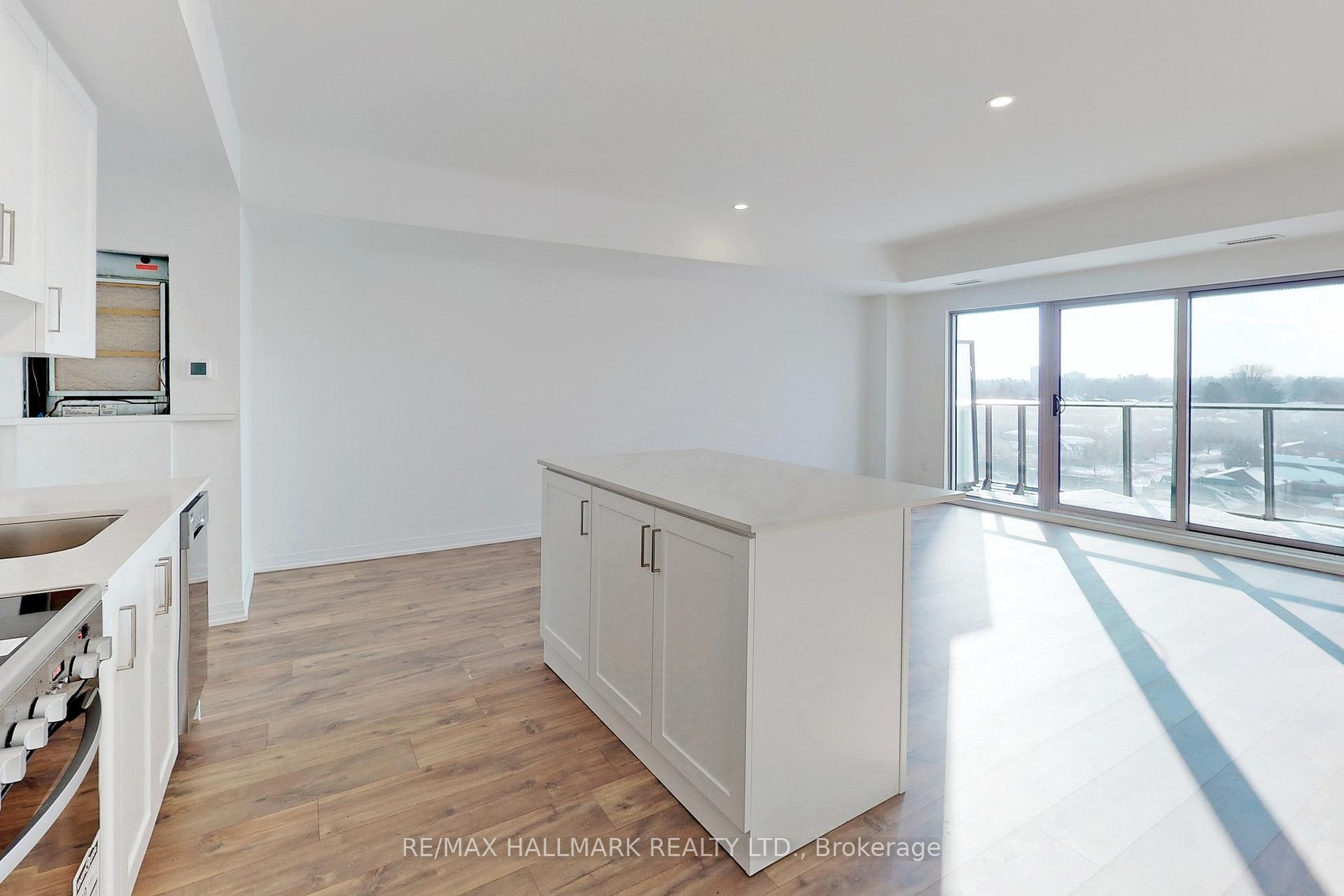 Photo 18 of Unit 608, 408 Brown's Line, Etobicoke, Alderwood — HOMEH