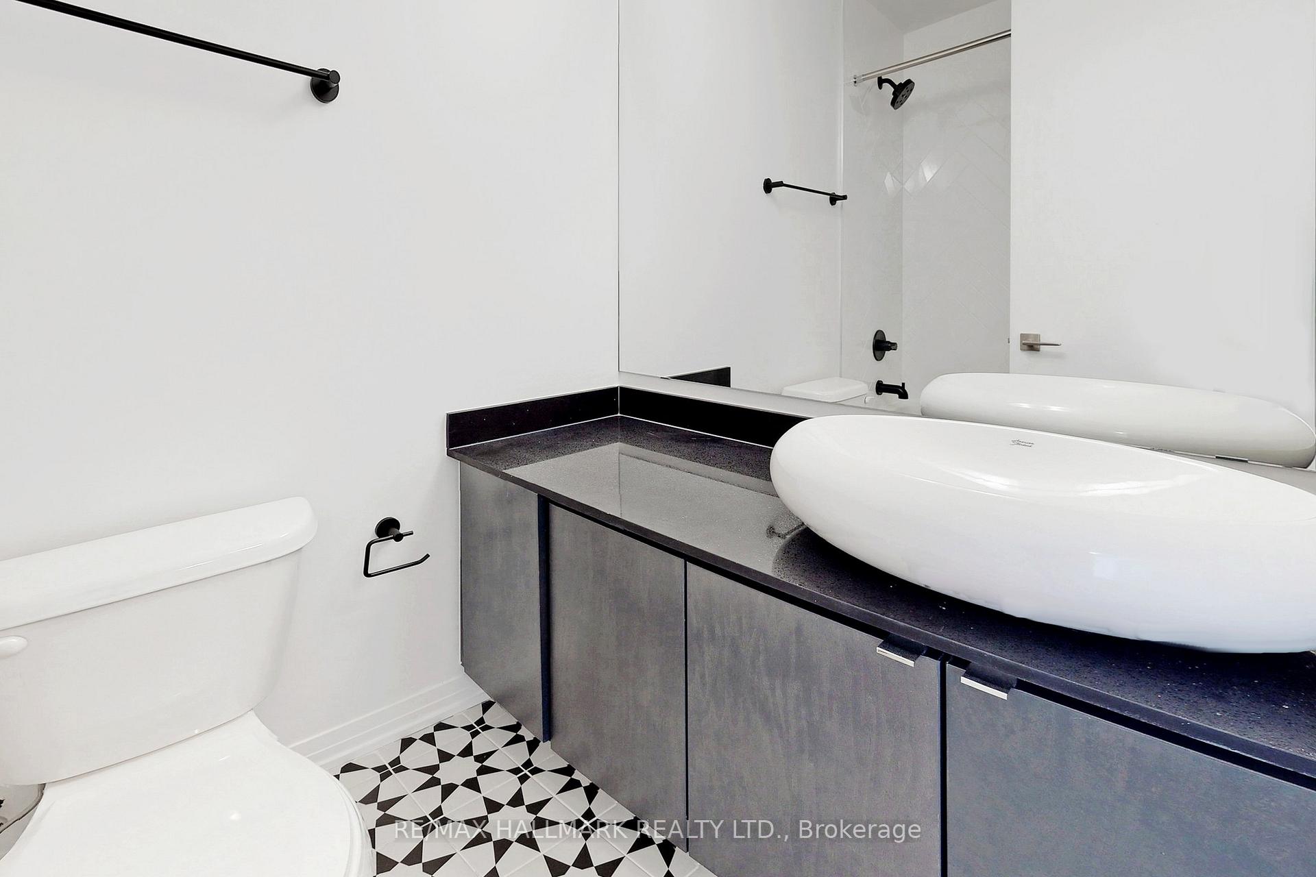 Photo 26 of Unit 608, 408 Brown's Line, Etobicoke, Alderwood — HOMEH