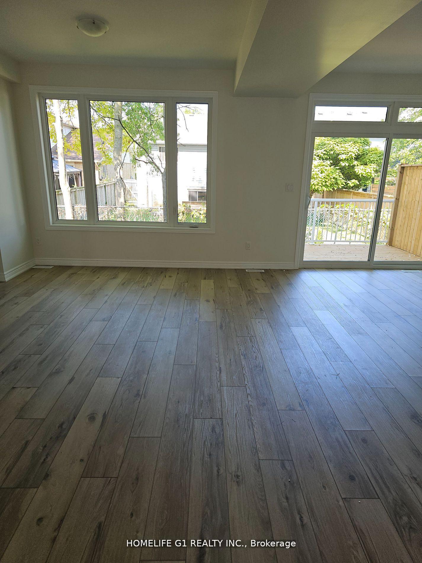 Photo 8 of Unit 17, 17 Shamrock Common, St. Catharines, Rykert/Vansickle — HOMEH