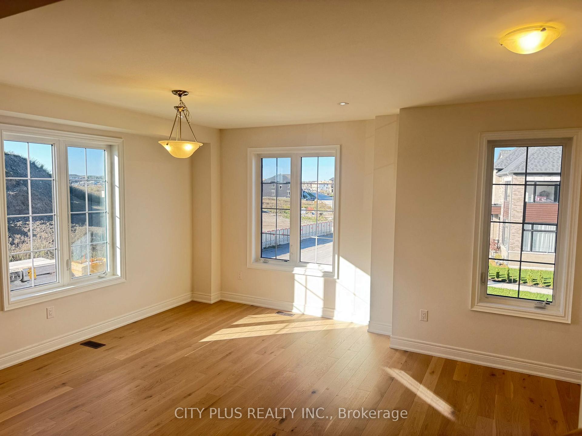 Photo 15 of 227 Leslie Richards Street, Markham, Rural Markham — HOMEH