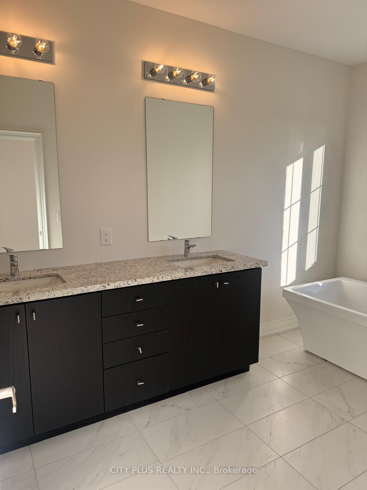 Photo 22 of 227 Leslie Richards Street, Markham, Rural Markham — HOMEH