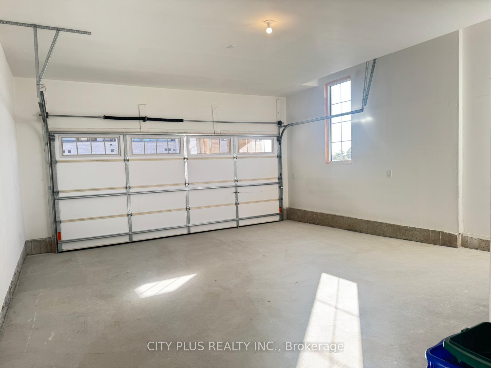 Photo 32 of 227 Leslie Richards Street, Markham, Rural Markham — HOMEH