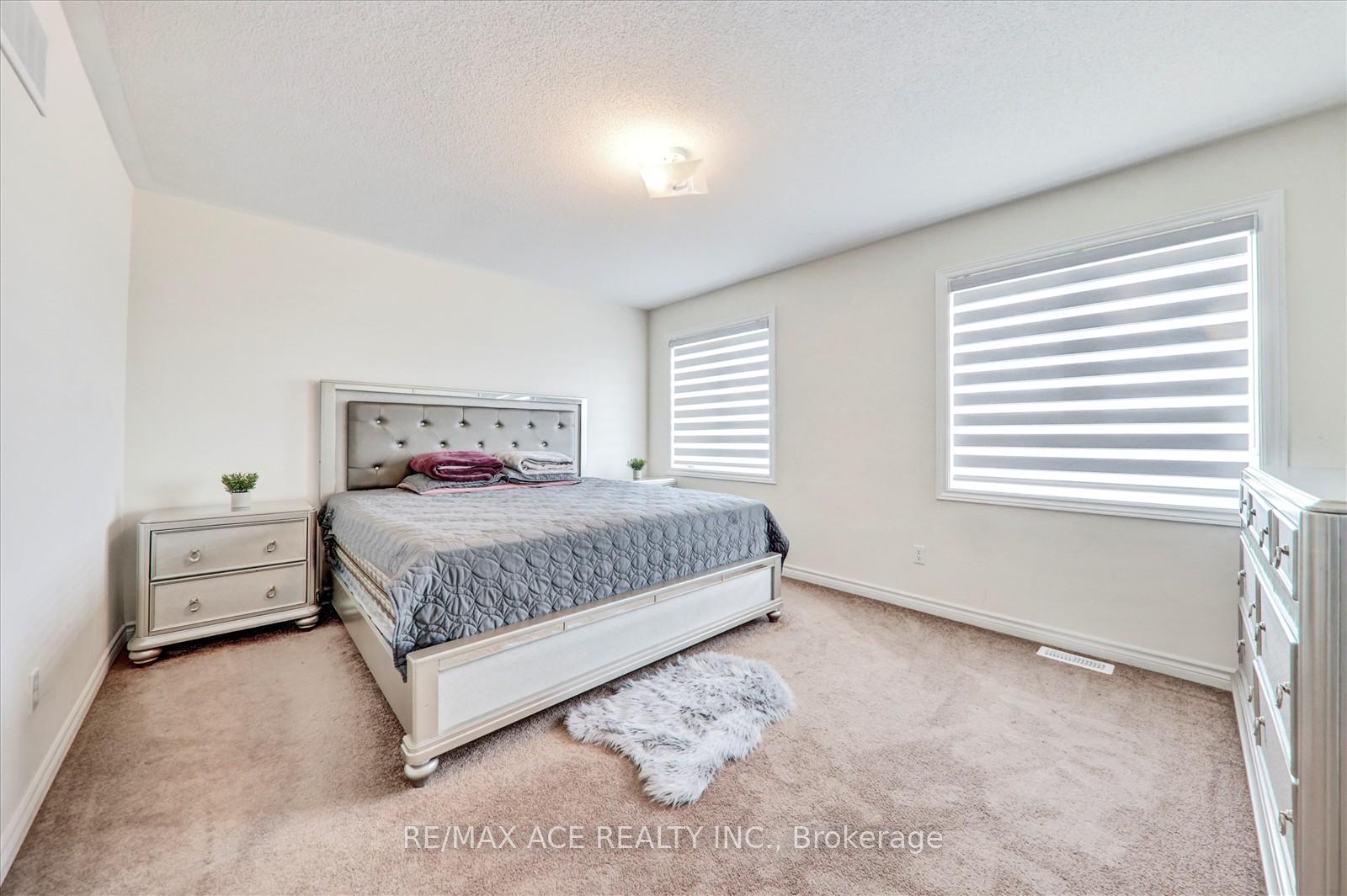 Photo 9 of 1097 Cameo Street, Pickering, Rural Pickering — HOMEH