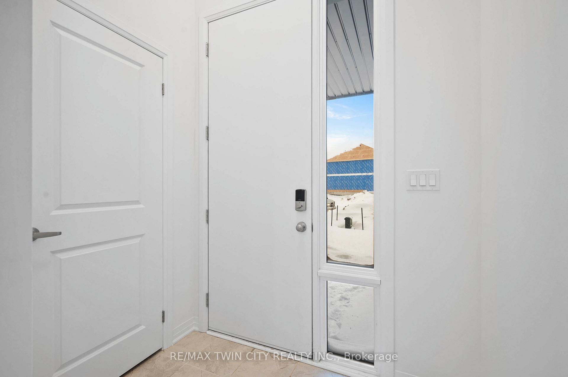 Photo 9 of 901 Douro Street E, Stratford — HOMEH