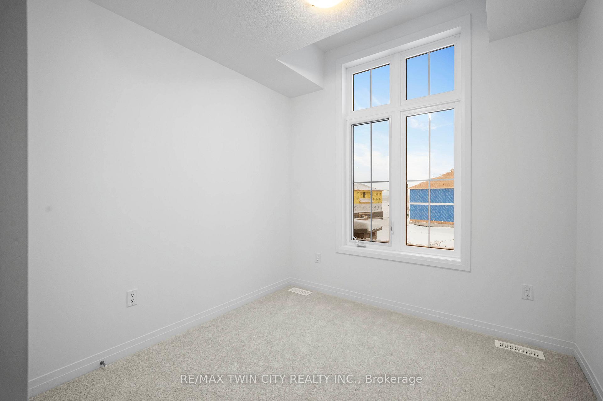 Photo 15 of 901 Douro Street E, Stratford — HOMEH