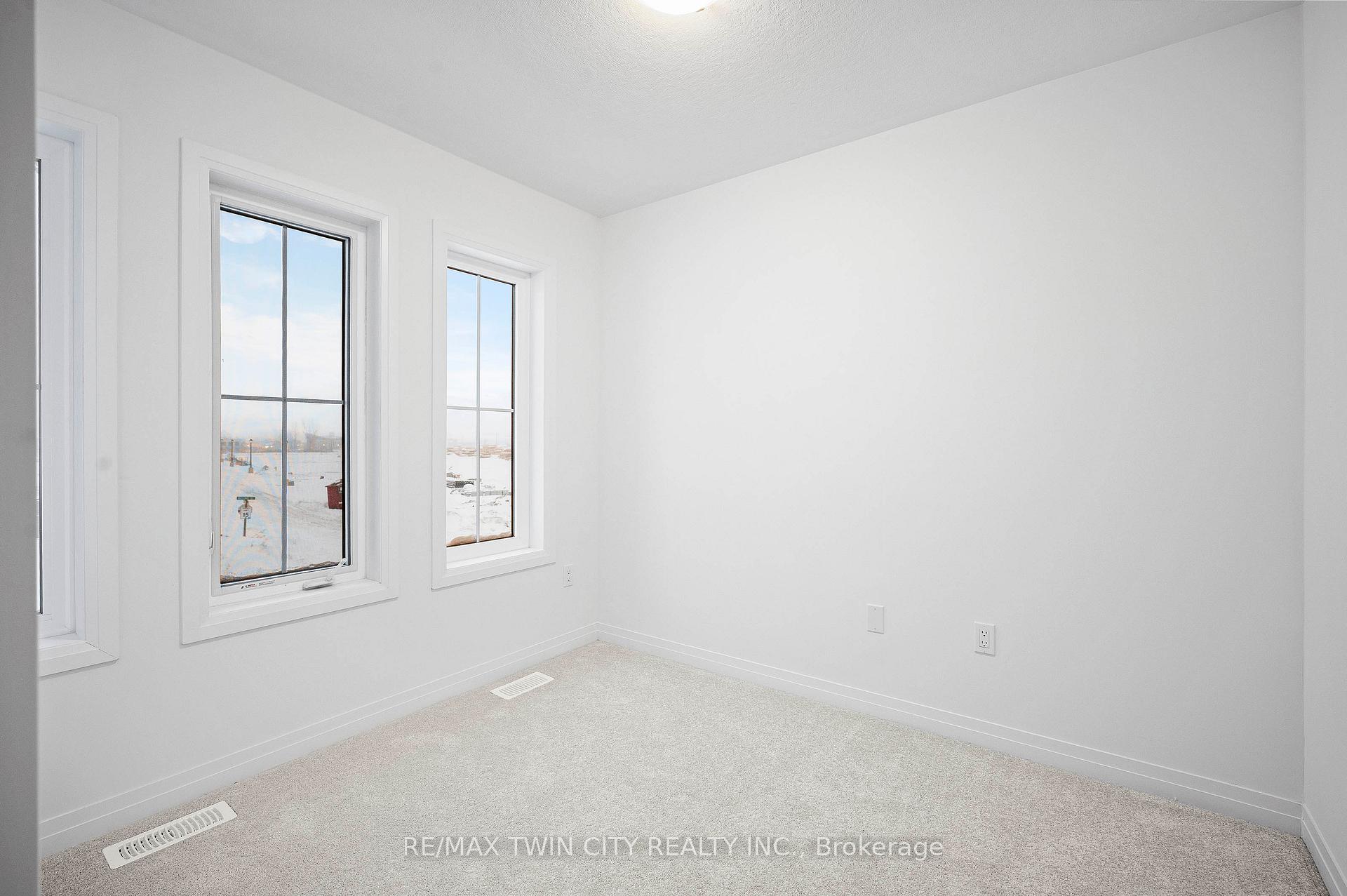 Photo 24 of 901 Douro Street E, Stratford — HOMEH