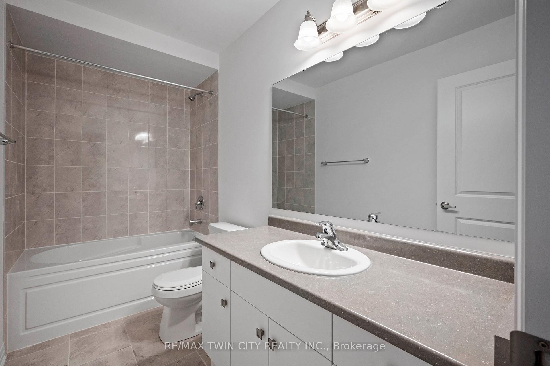 Photo 28 of 901 Douro Street E, Stratford — HOMEH