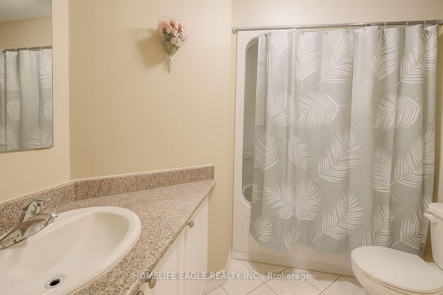 Photo 5 of Unit 302, 135 James Street S, Hamilton, Corktown — HOMEH