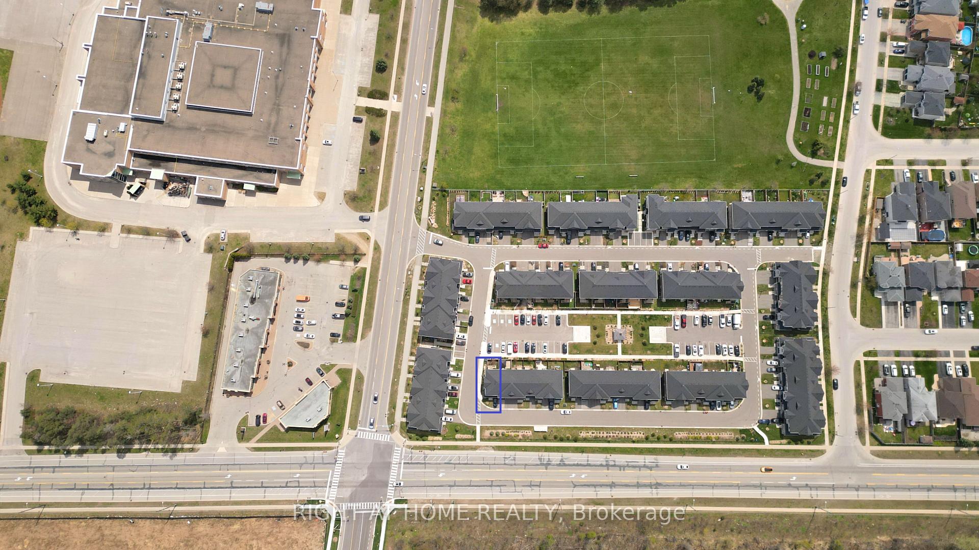 Photo 17 of 37 Cygnus Crescent, Barrie, Ardagh — HOMEH